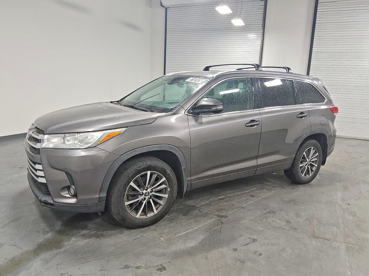 2018 Toyota Highlander, Xle