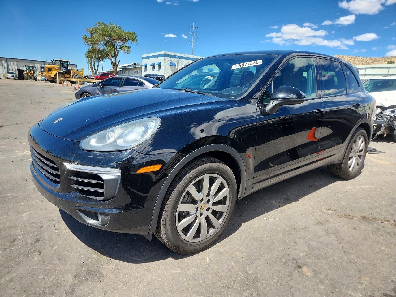 2016 Porsche Cayenne, S