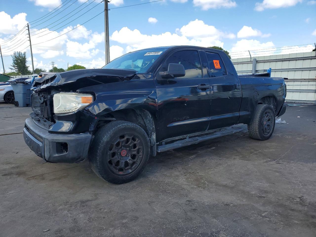 2015 Toyota Tundra, SR5