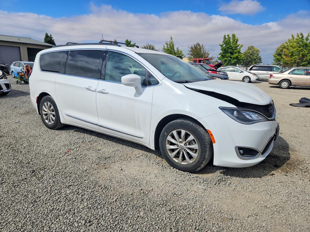 2017 Chrysler Pacifica, Touri...
