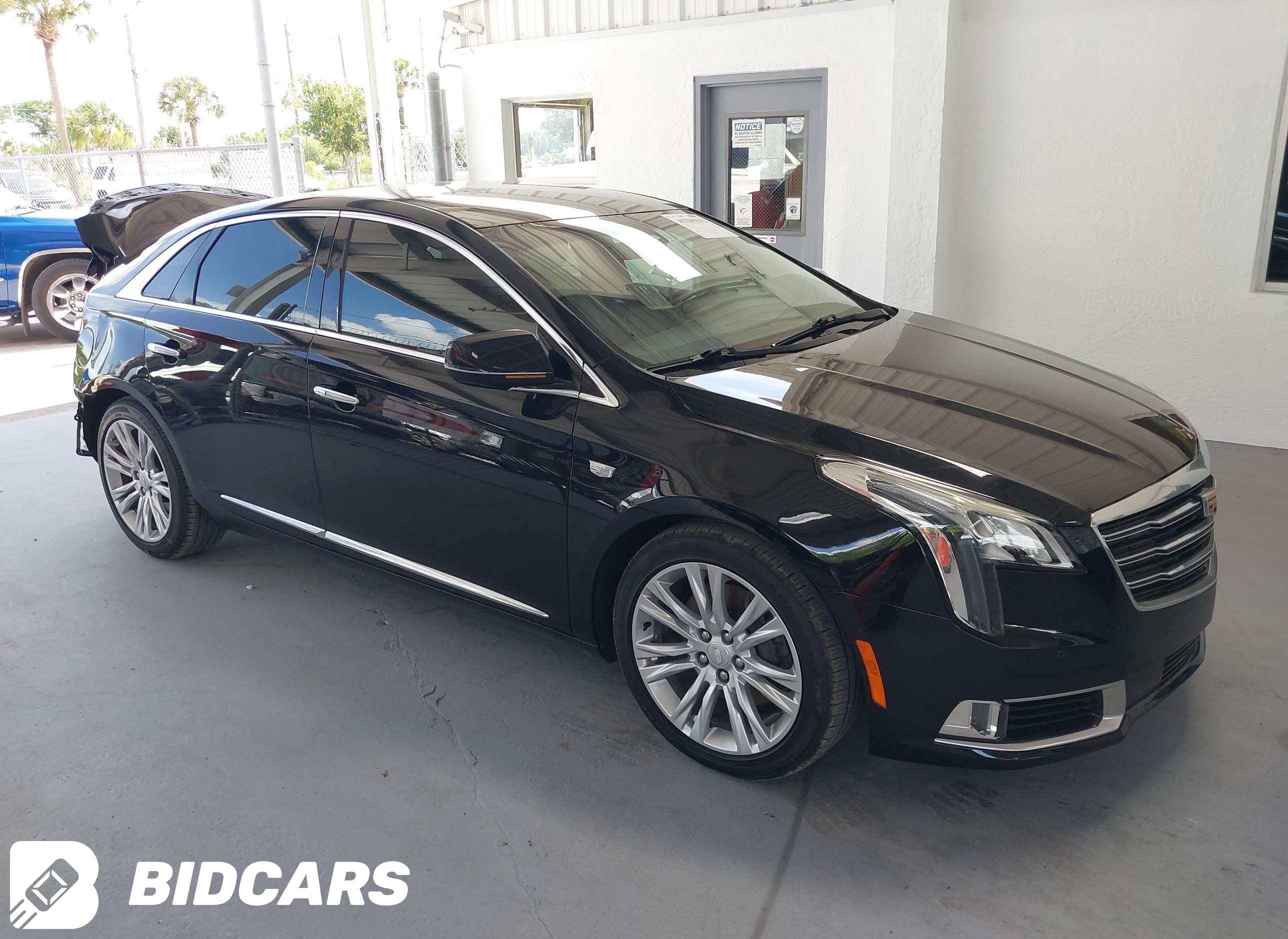 2018 Cadillac XTS, Luxury