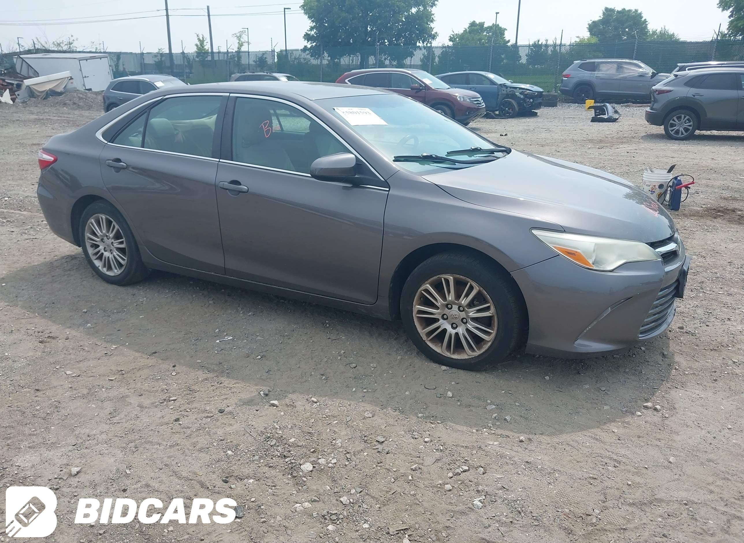 2015 Toyota Camry, LE