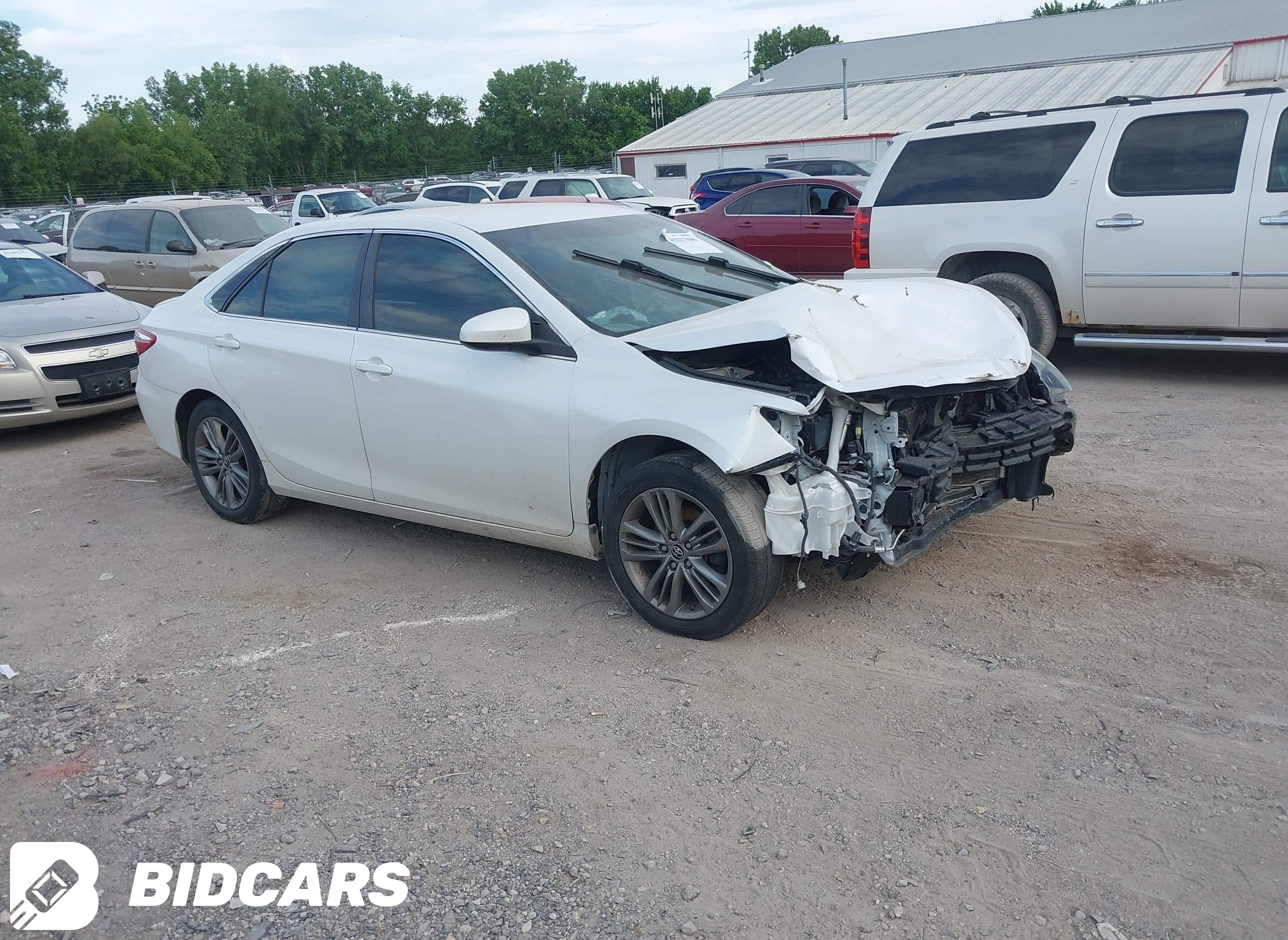 2016 Toyota Camry, SE