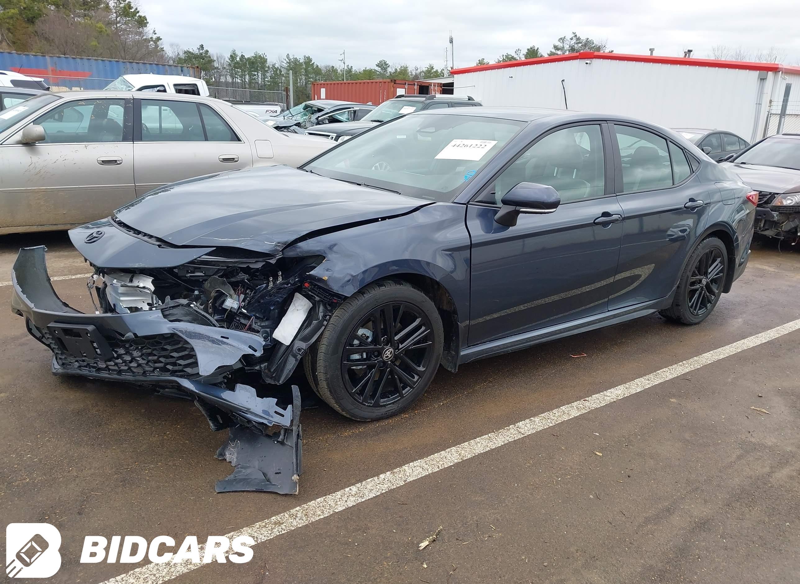 2026 Toyota Camry, SE