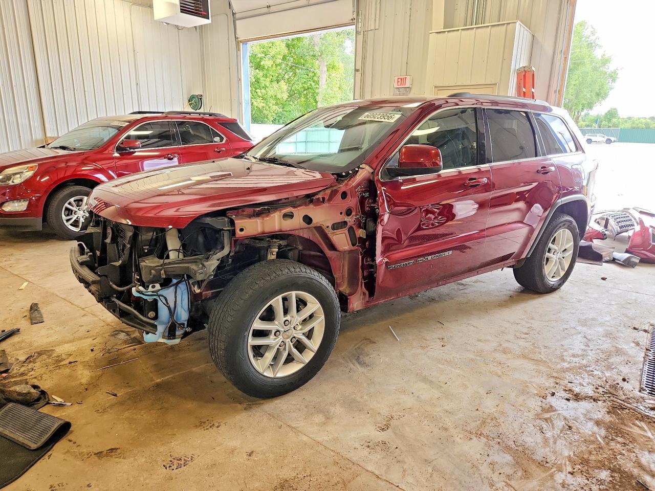 2017 Jeep Grand Cherokee, Laredo