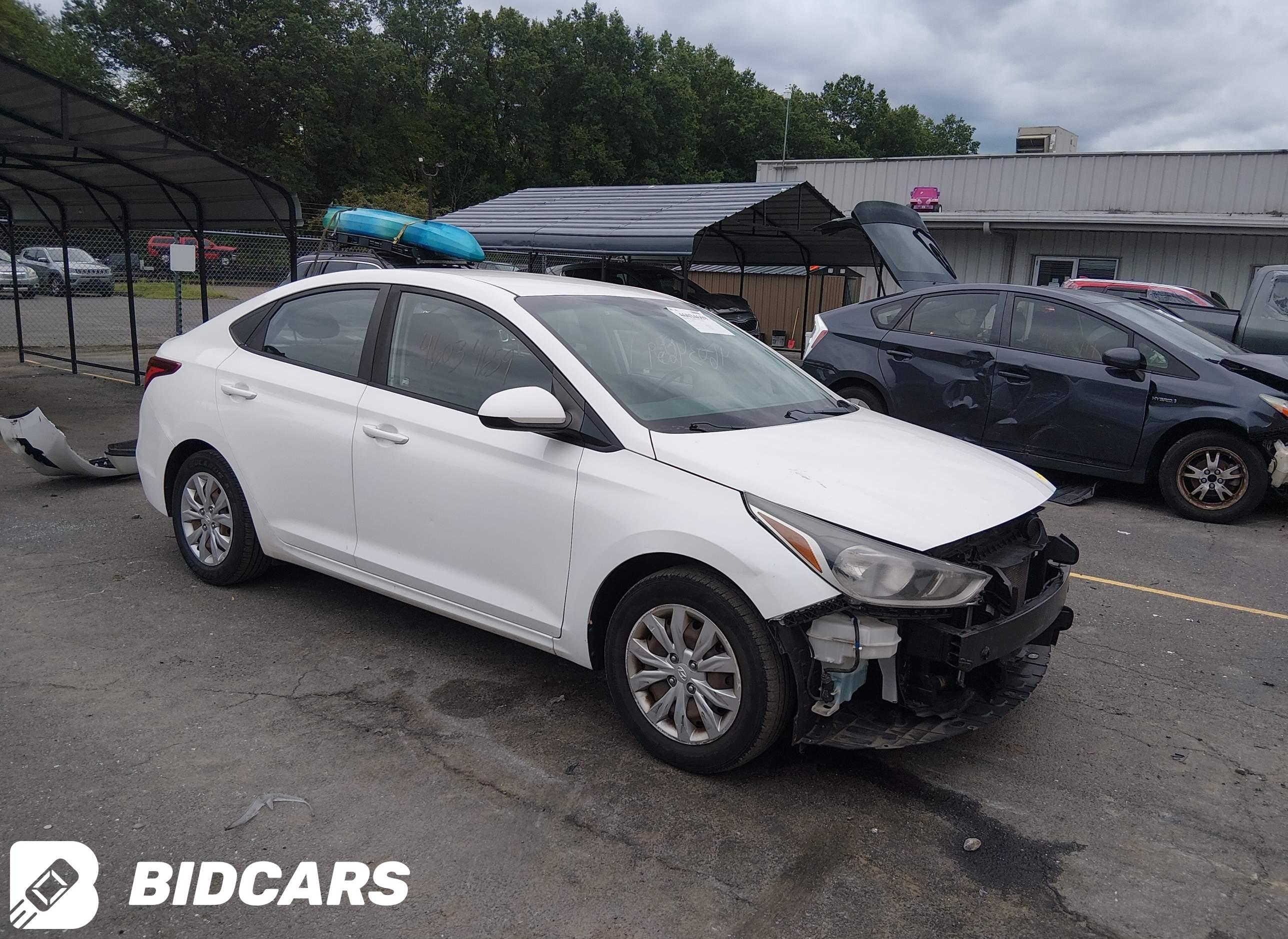 2020 Hyundai Accent, SE