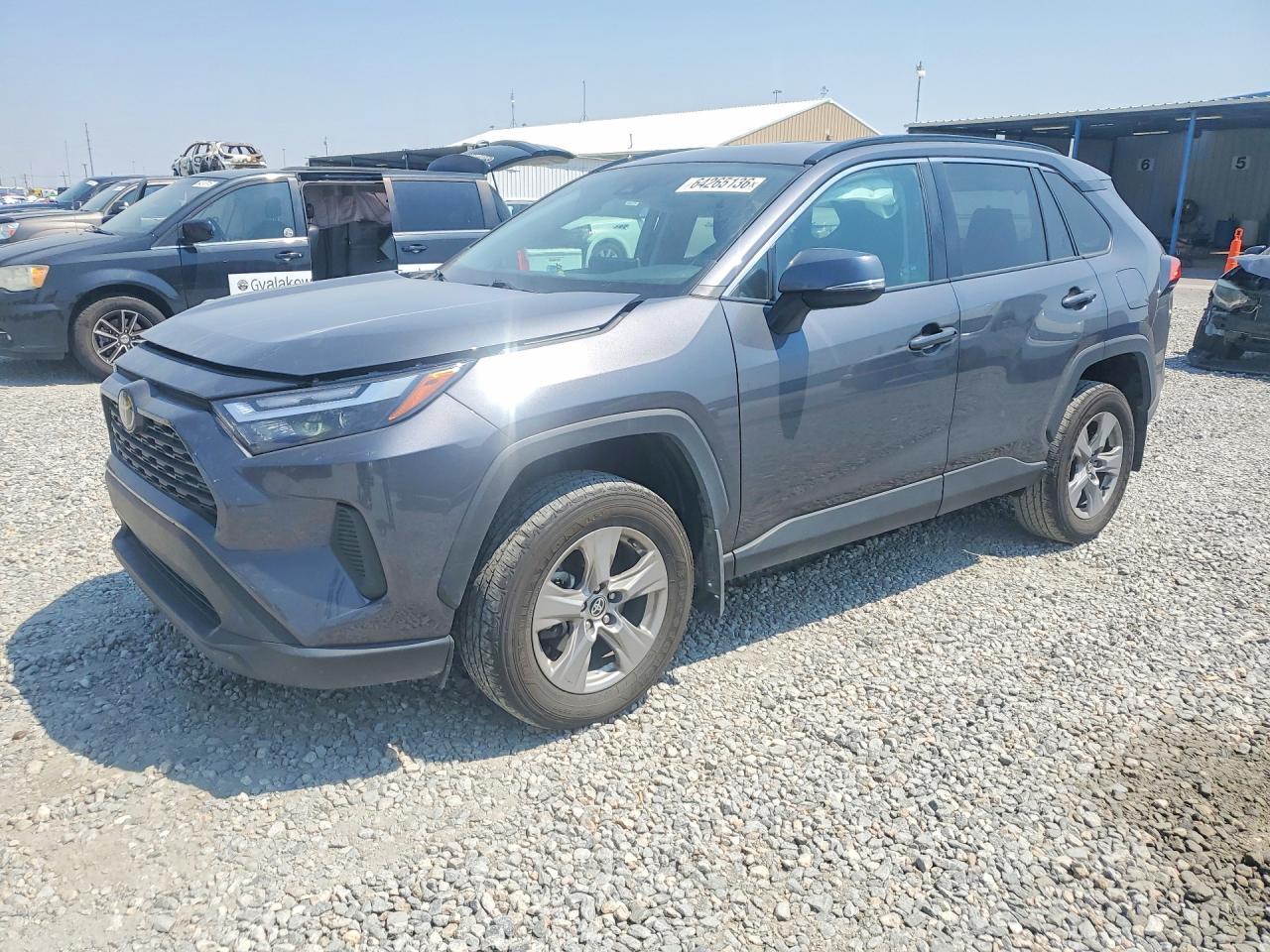 2024 Toyota RAV4, Xle