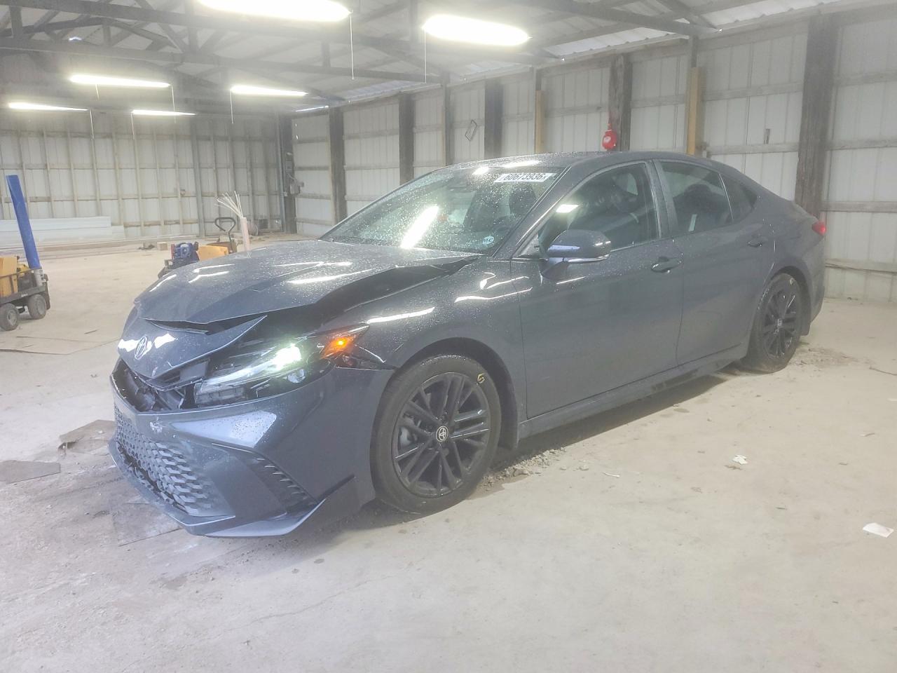 2025 Toyota Camry, SE