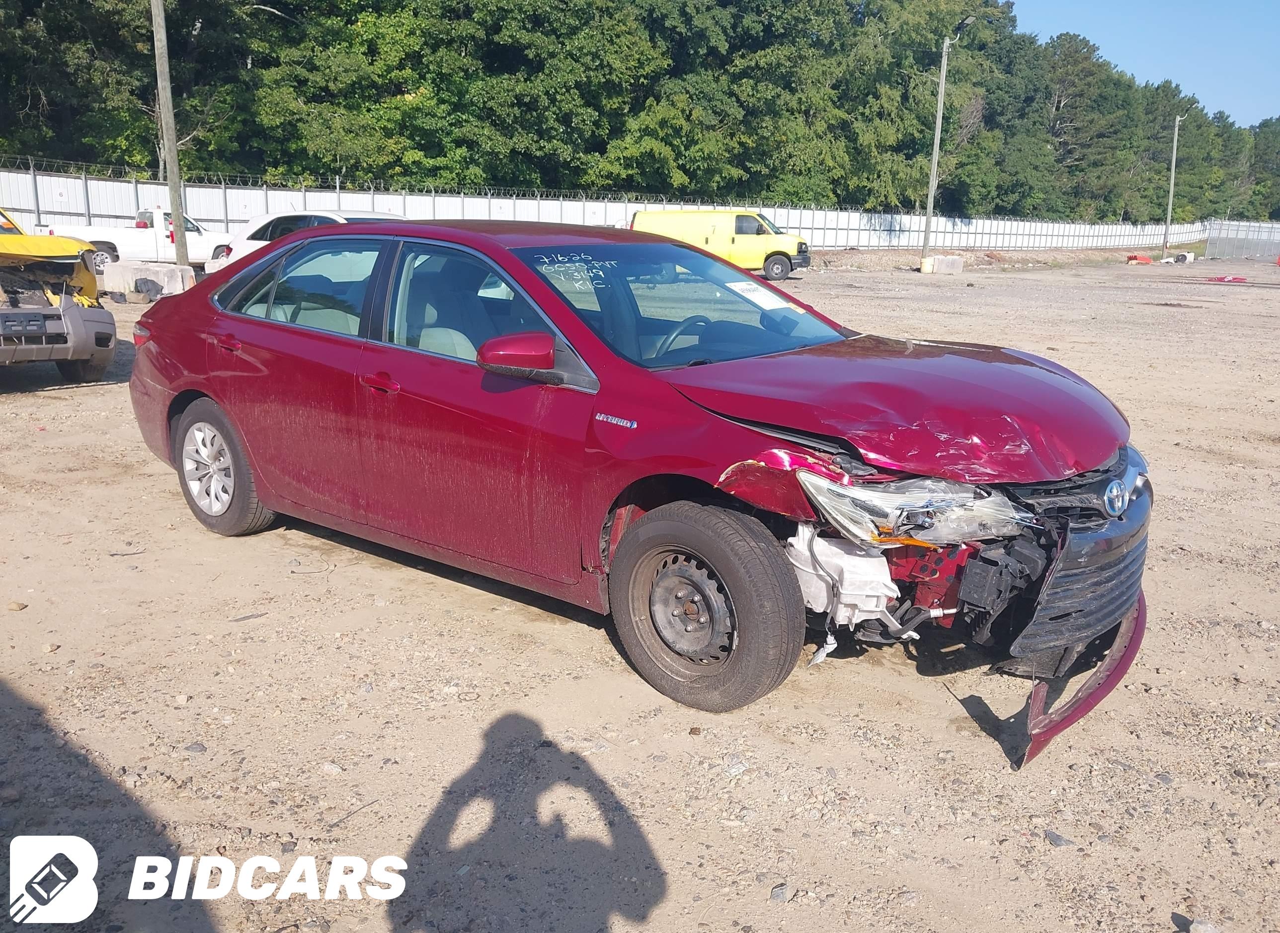 2015 Toyota Camry, Hybrid LE