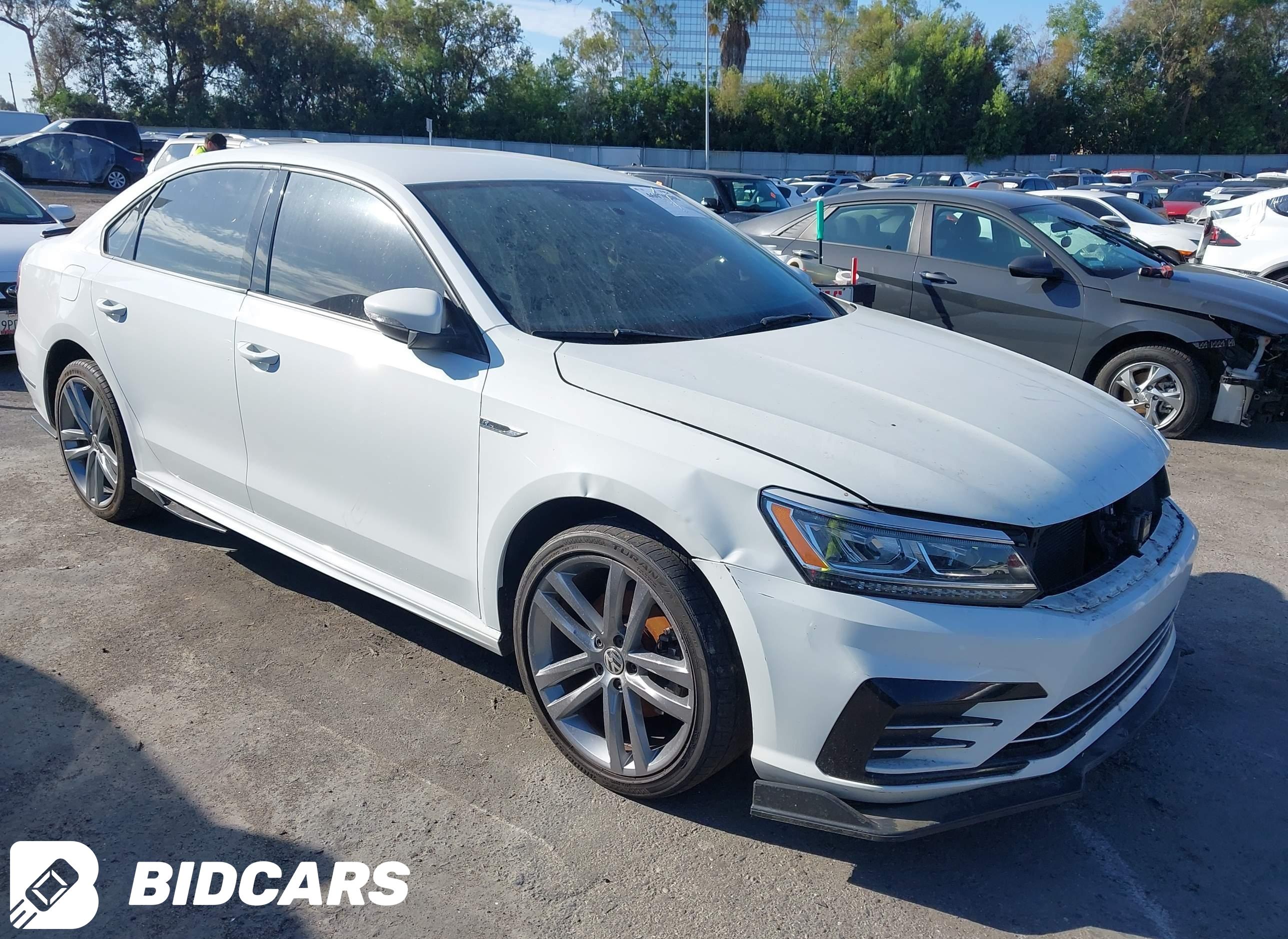 2018 Volkswagen Passat, 2.0T...