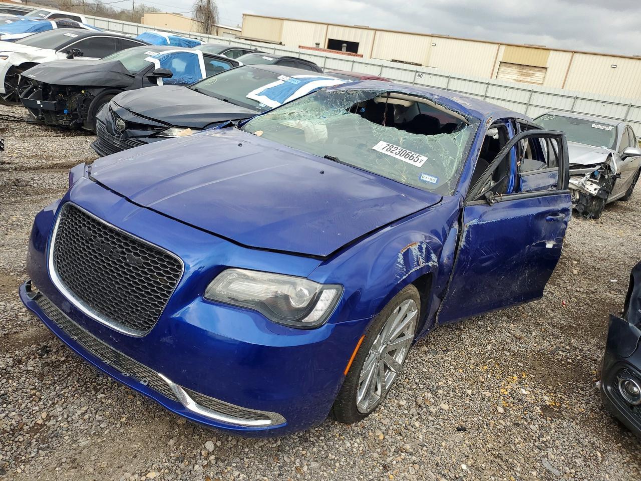 2020 Chrysler 300, Touring