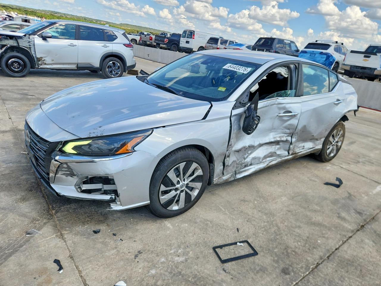 2023 Nissan Altima, S