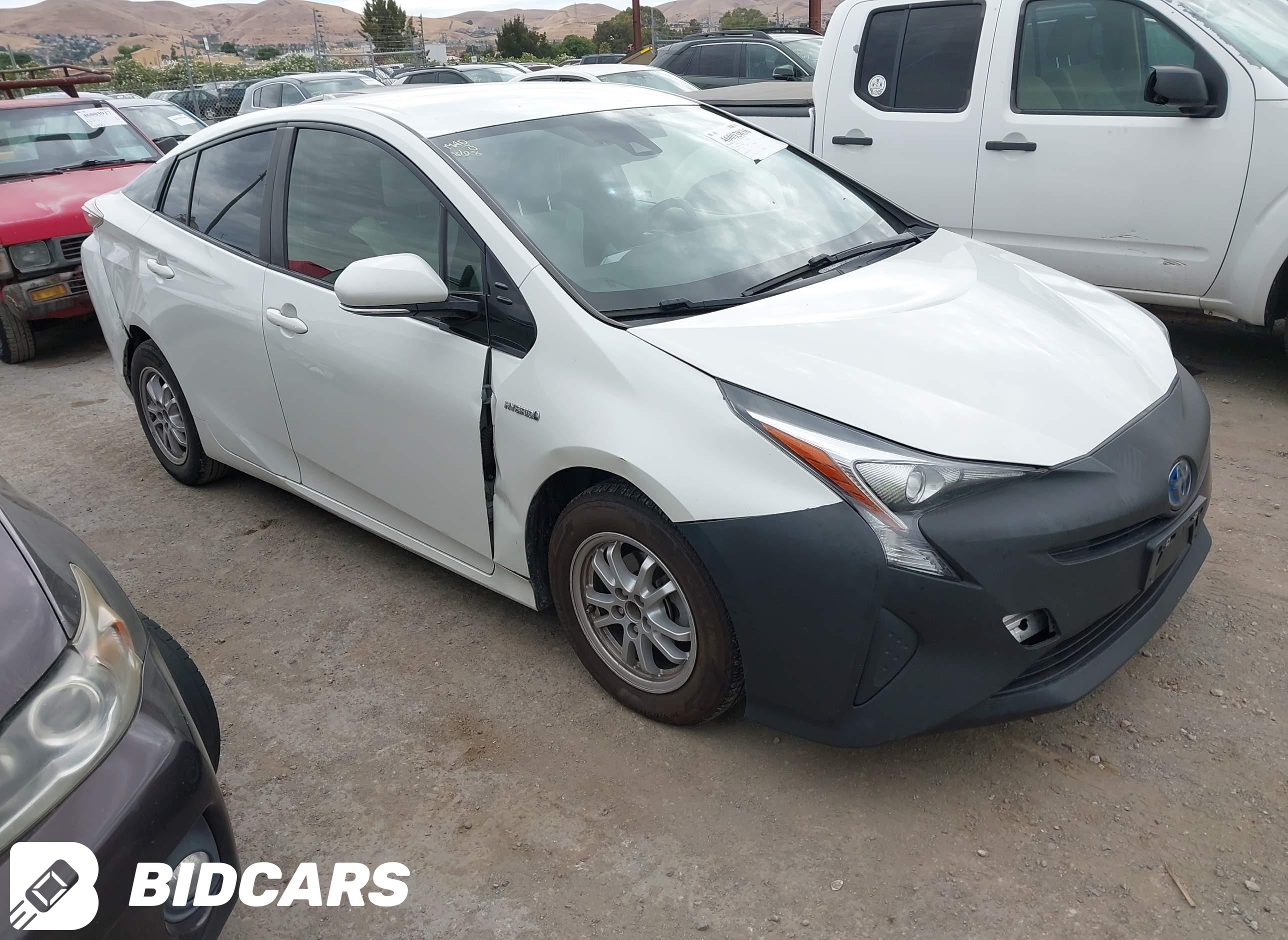 2017 Toyota Prius, Three