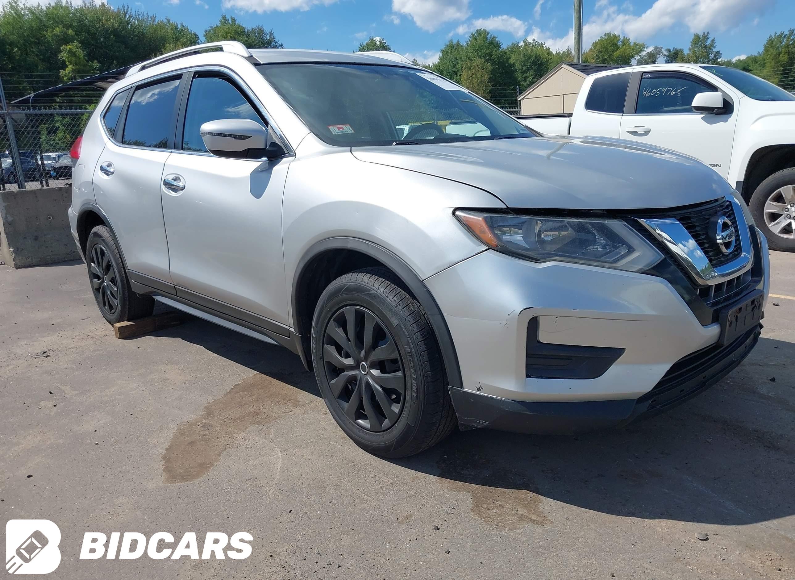 2017 Nissan Rogue, S