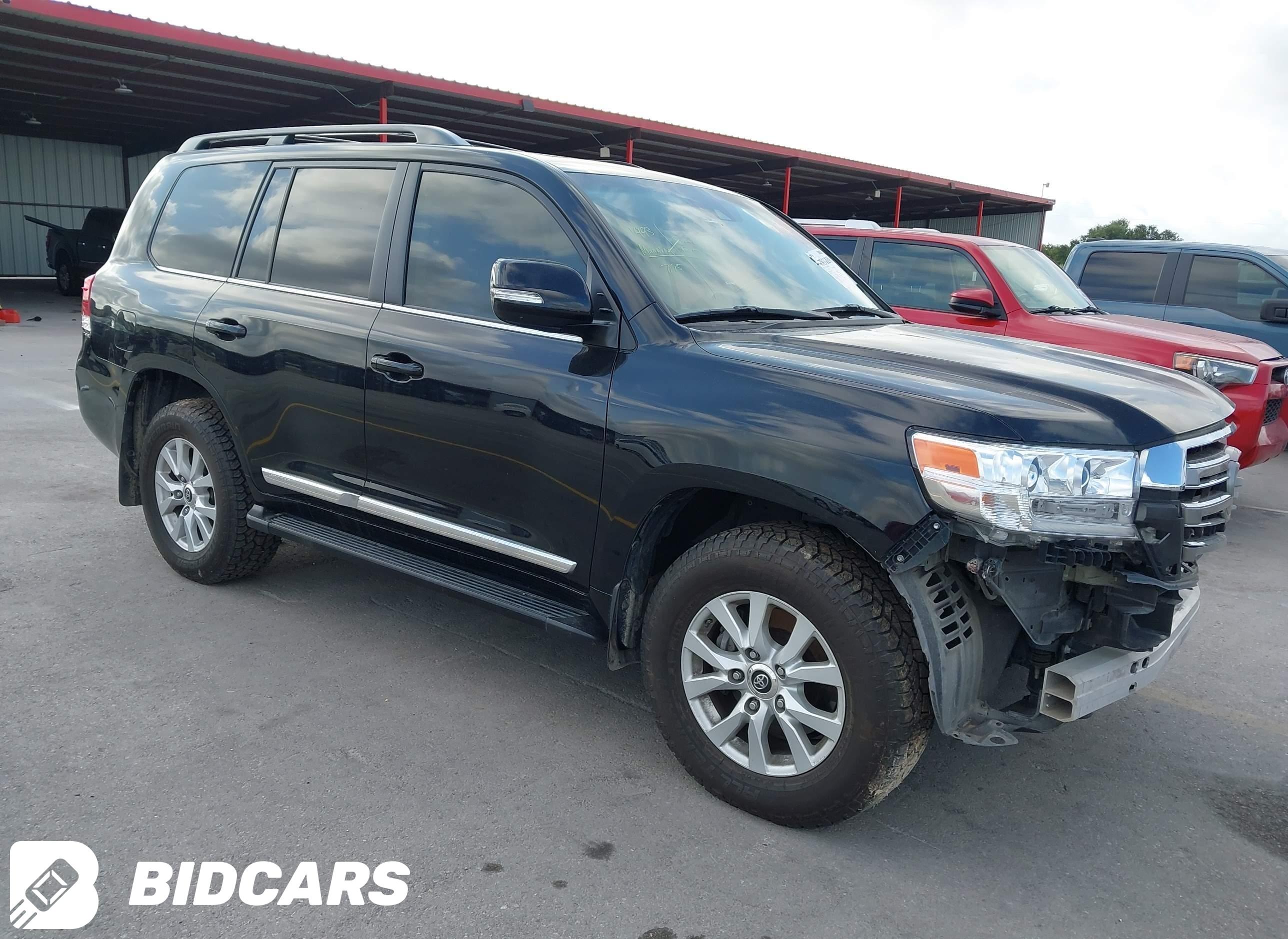 2018 Toyota Land Cruiser, V8