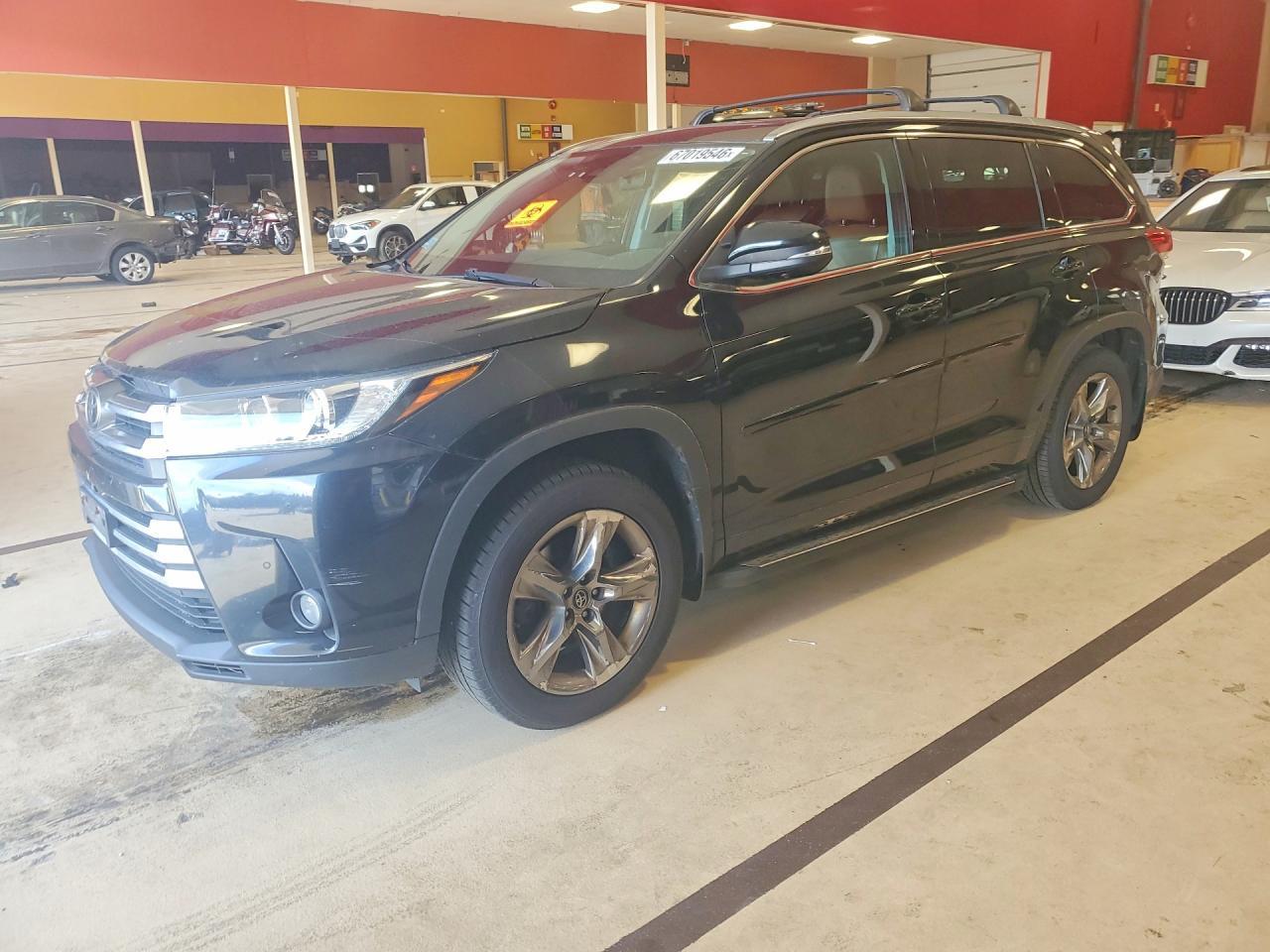 2017 Toyota Highlander, Limit...
