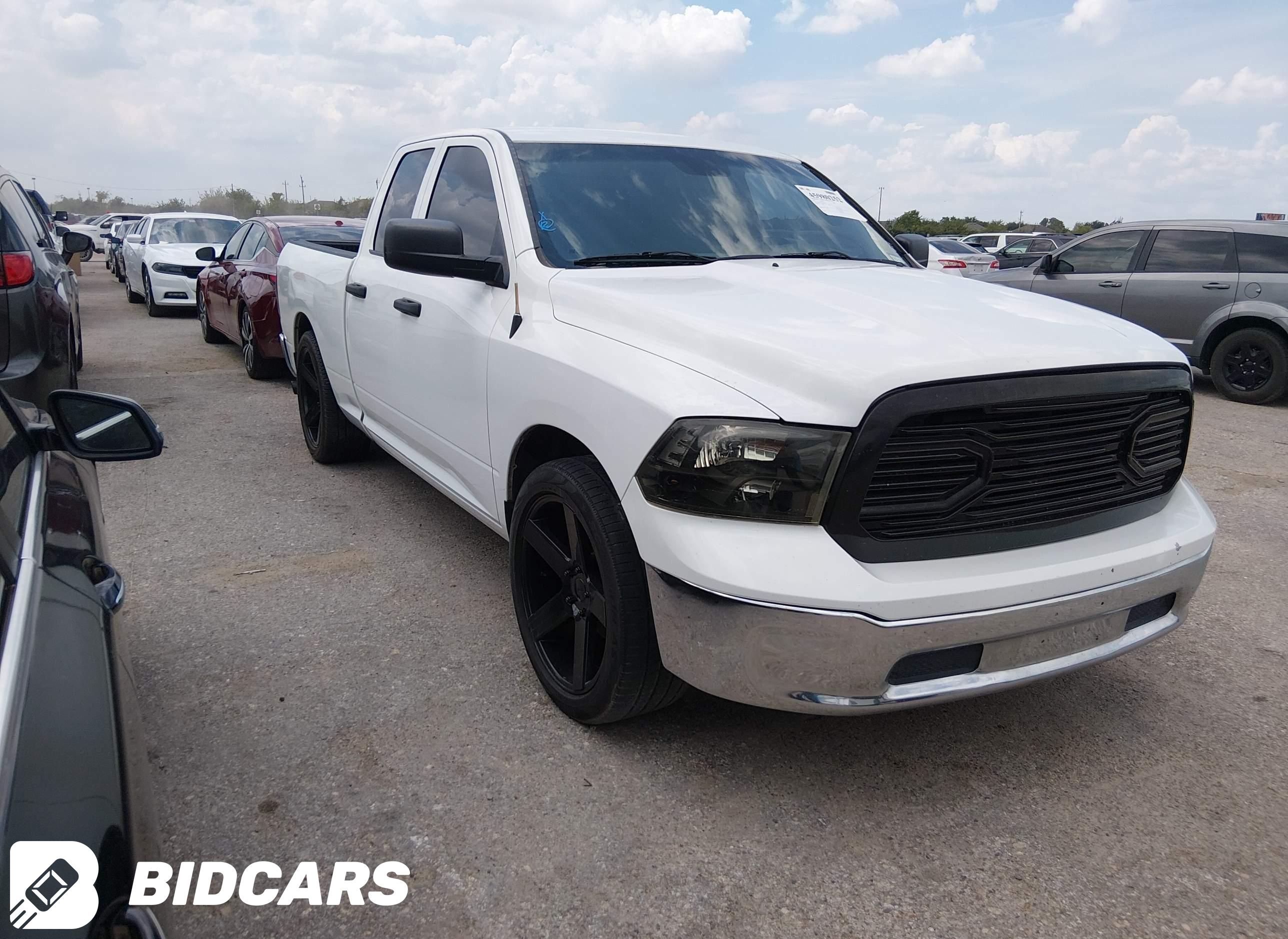 2017 RAM 1500, Tradesman  4X2...