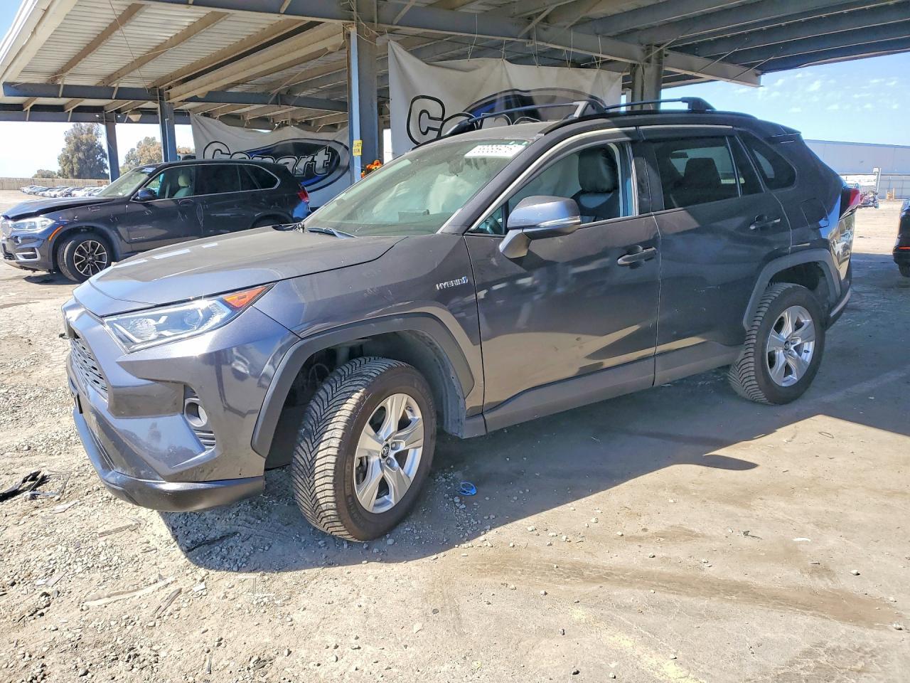 2019 Toyota RAV4, Xle