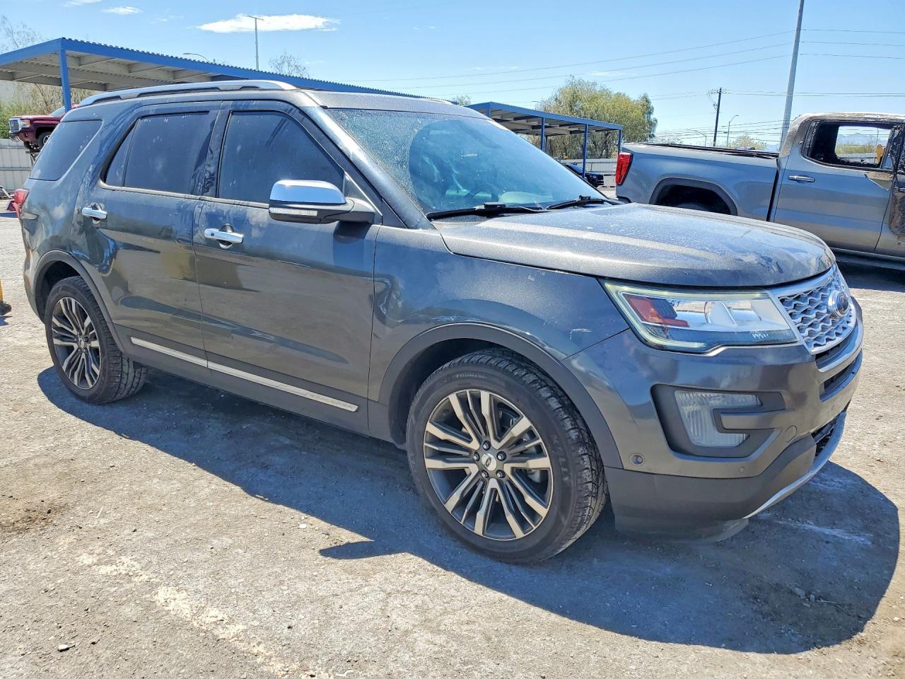 2017 Ford Explorer, Platinum