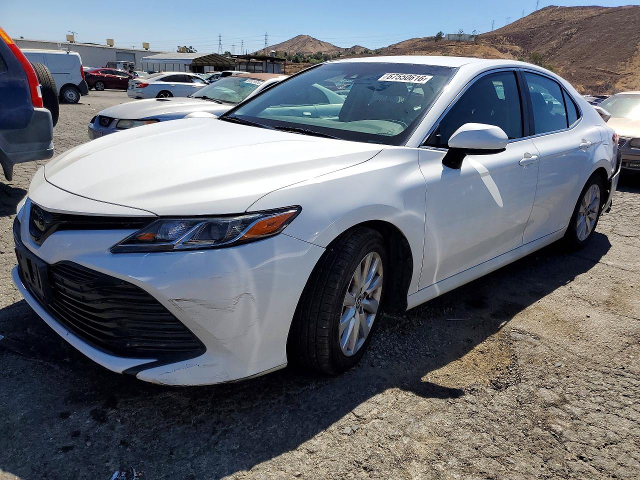 2018 Toyota Camry, LE