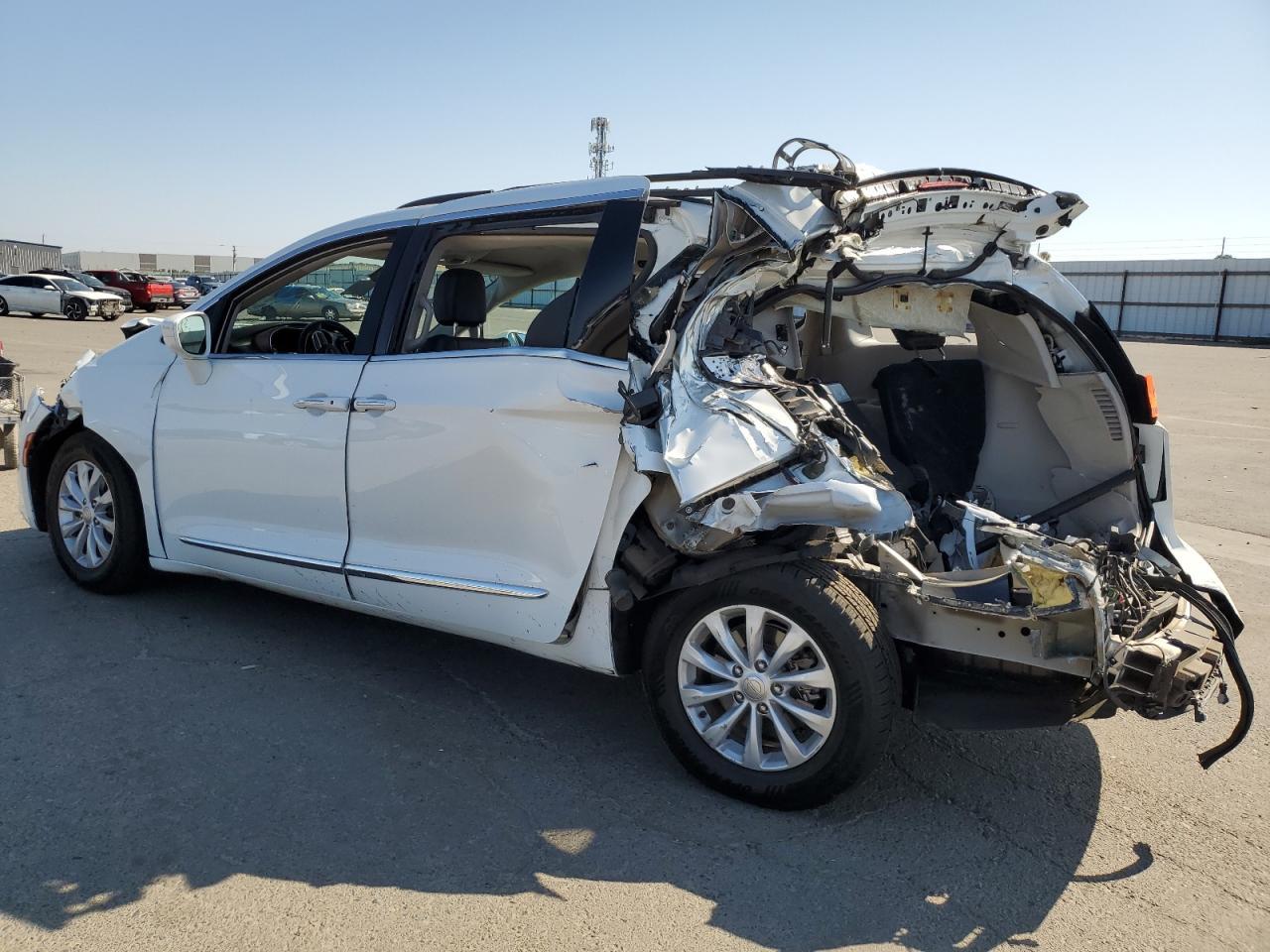 2017 Chrysler Pacifica, Touri...