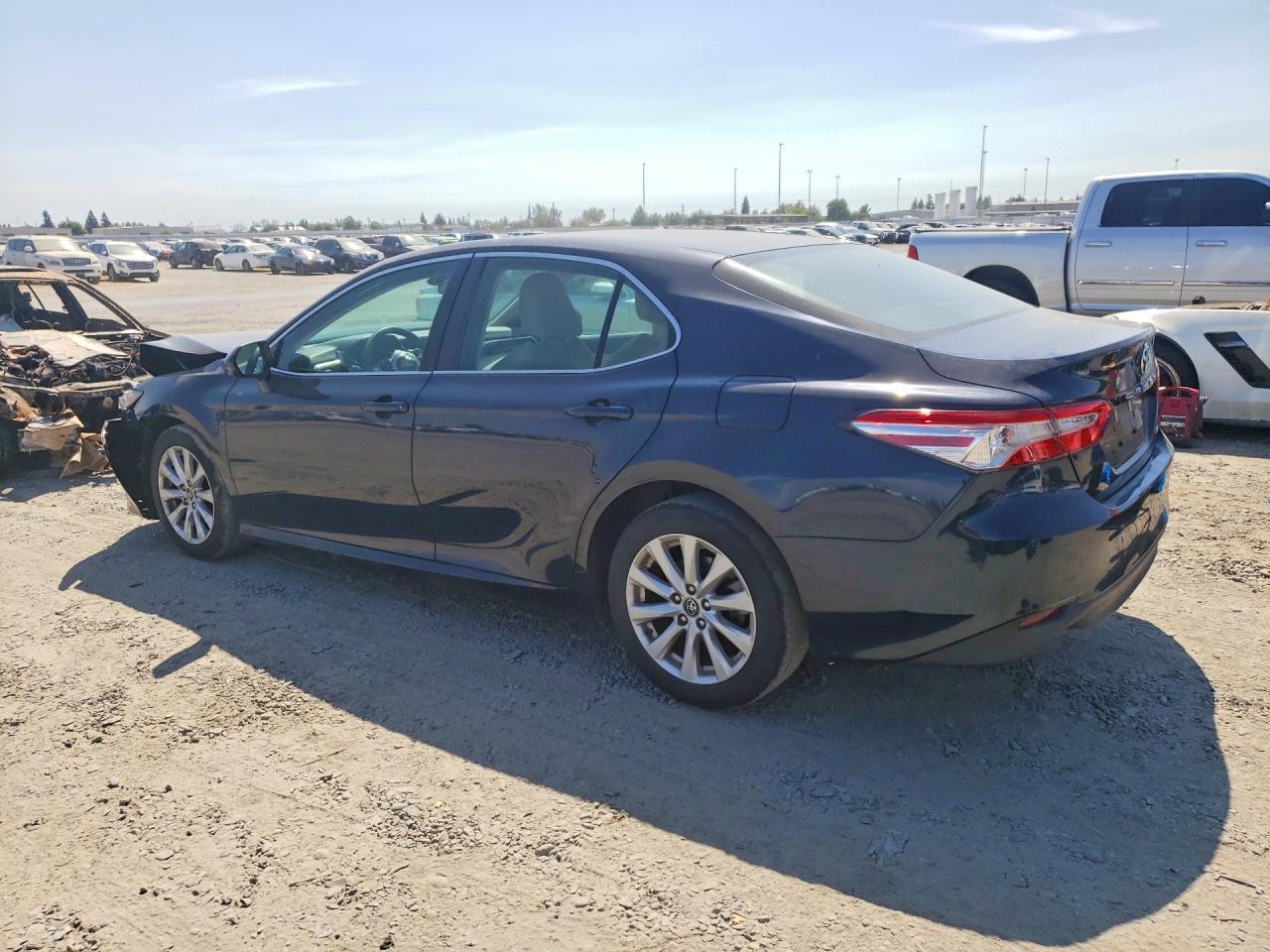 2018 Toyota Camry, LE