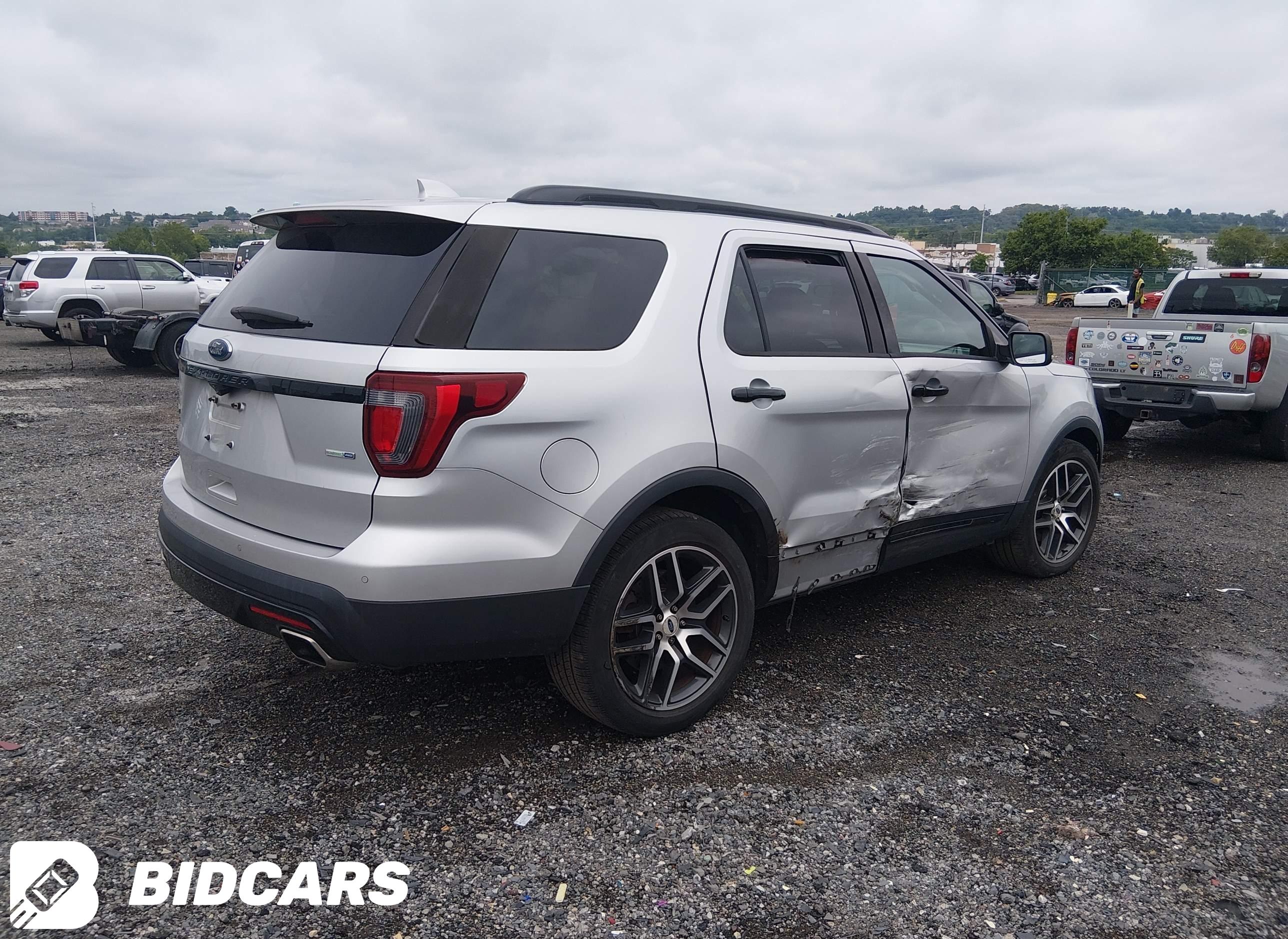 2017 Ford Explorer, Sport