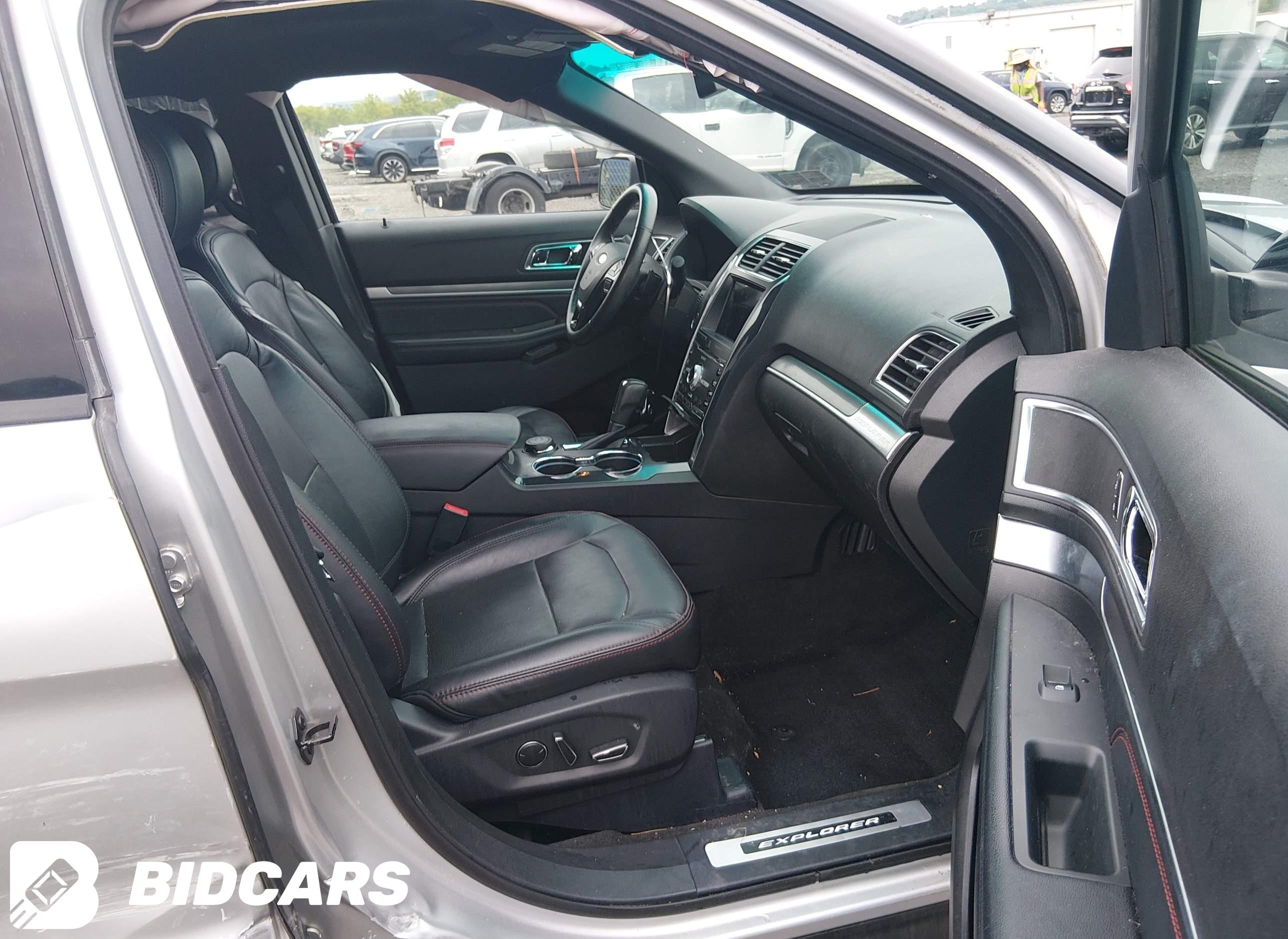2017 Ford Explorer, Sport
