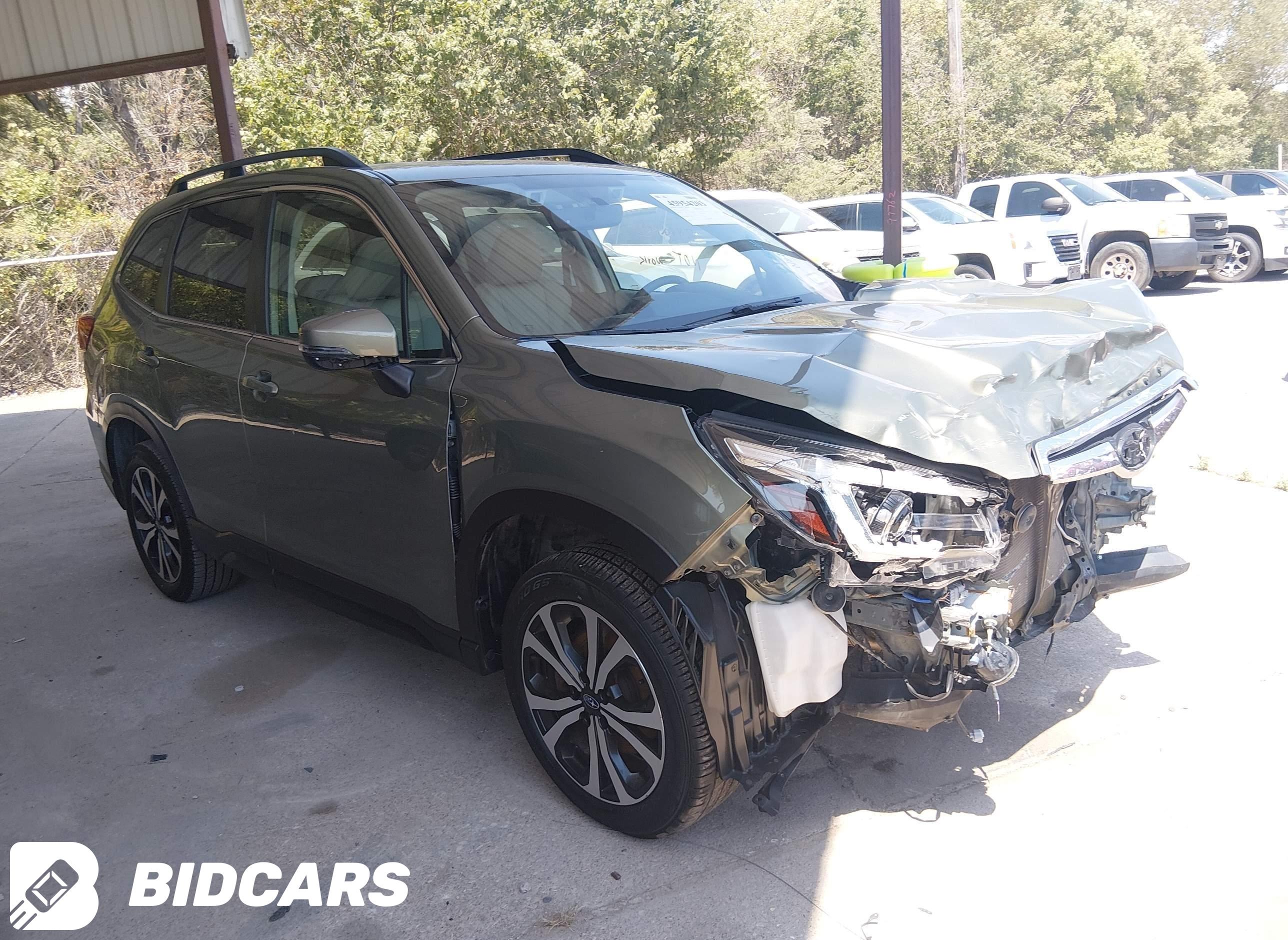 2020 Subaru Forester, Limited
