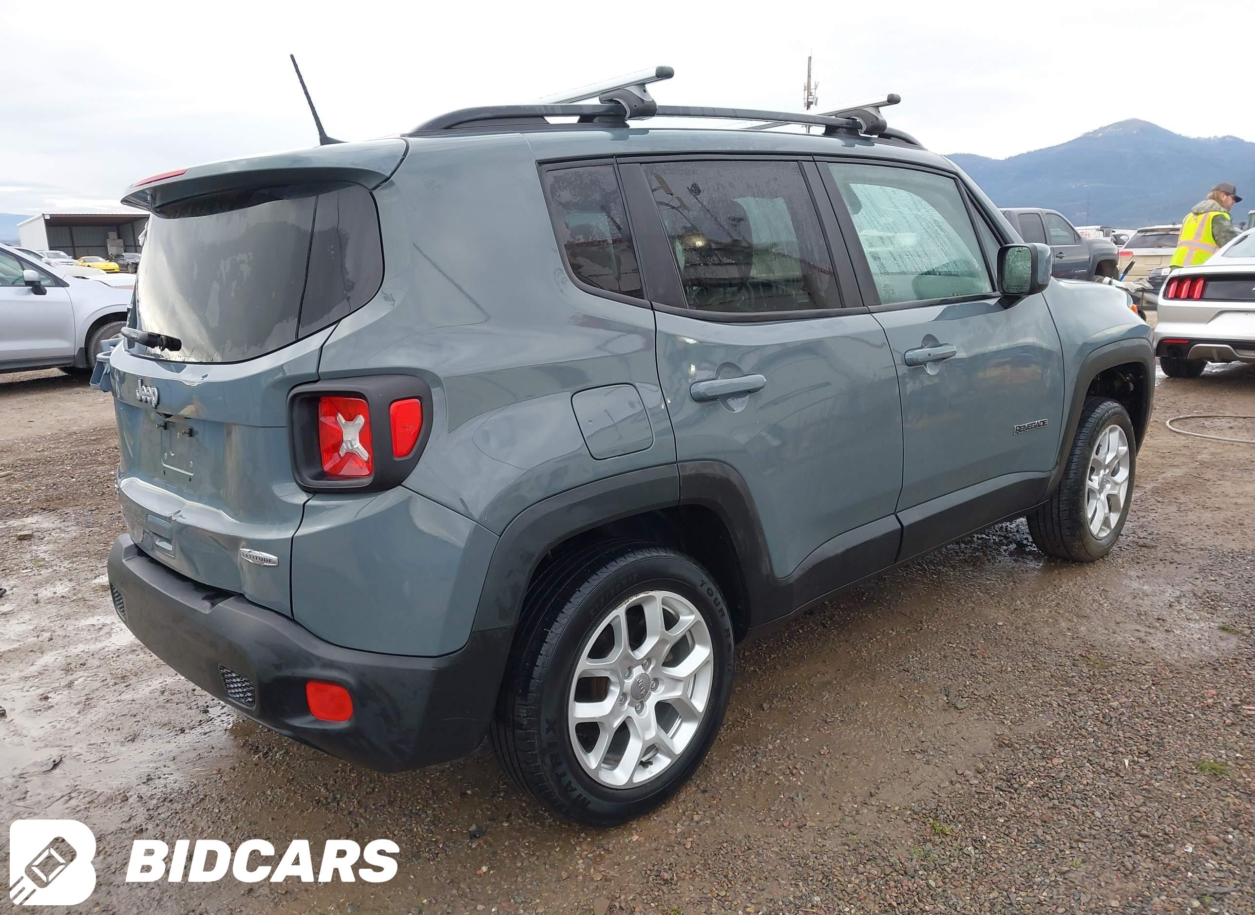2018 Jeep Renegade, Latitude 4X4