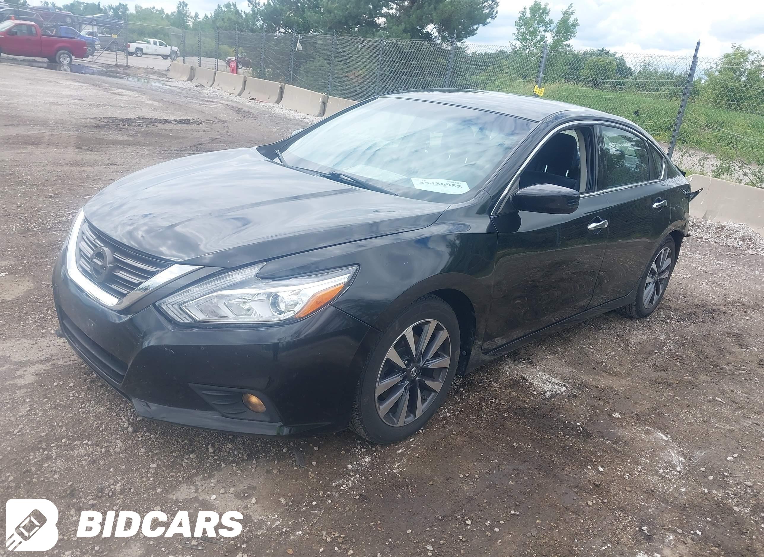 2017 Nissan Altima, 2.5 SV
