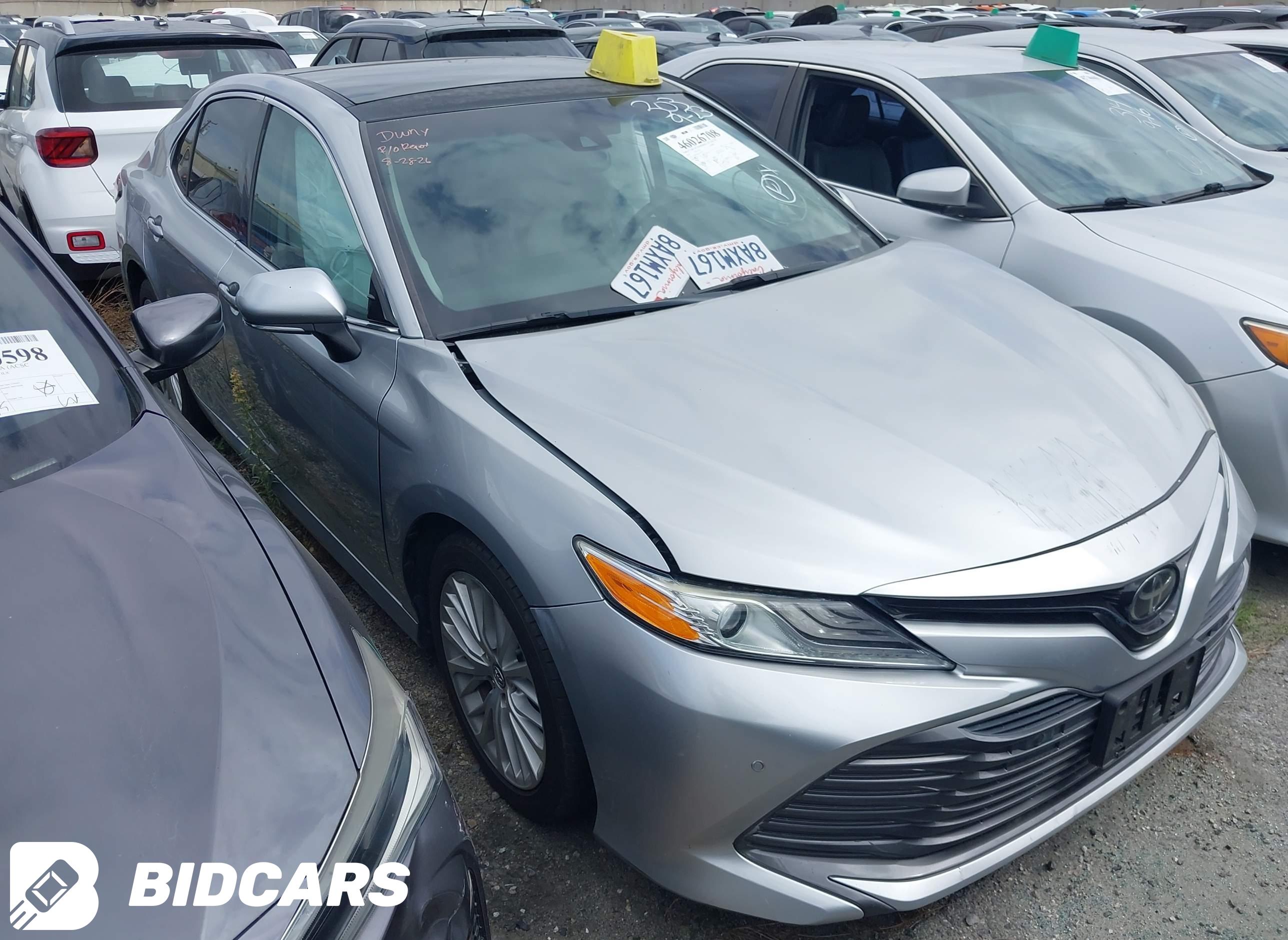 2018 Toyota Camry, Xle V6
