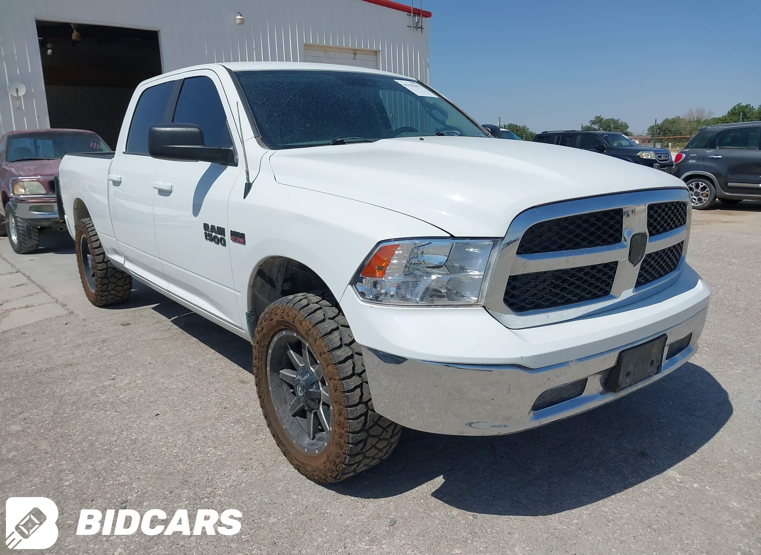 2019 RAM 1500, Classic