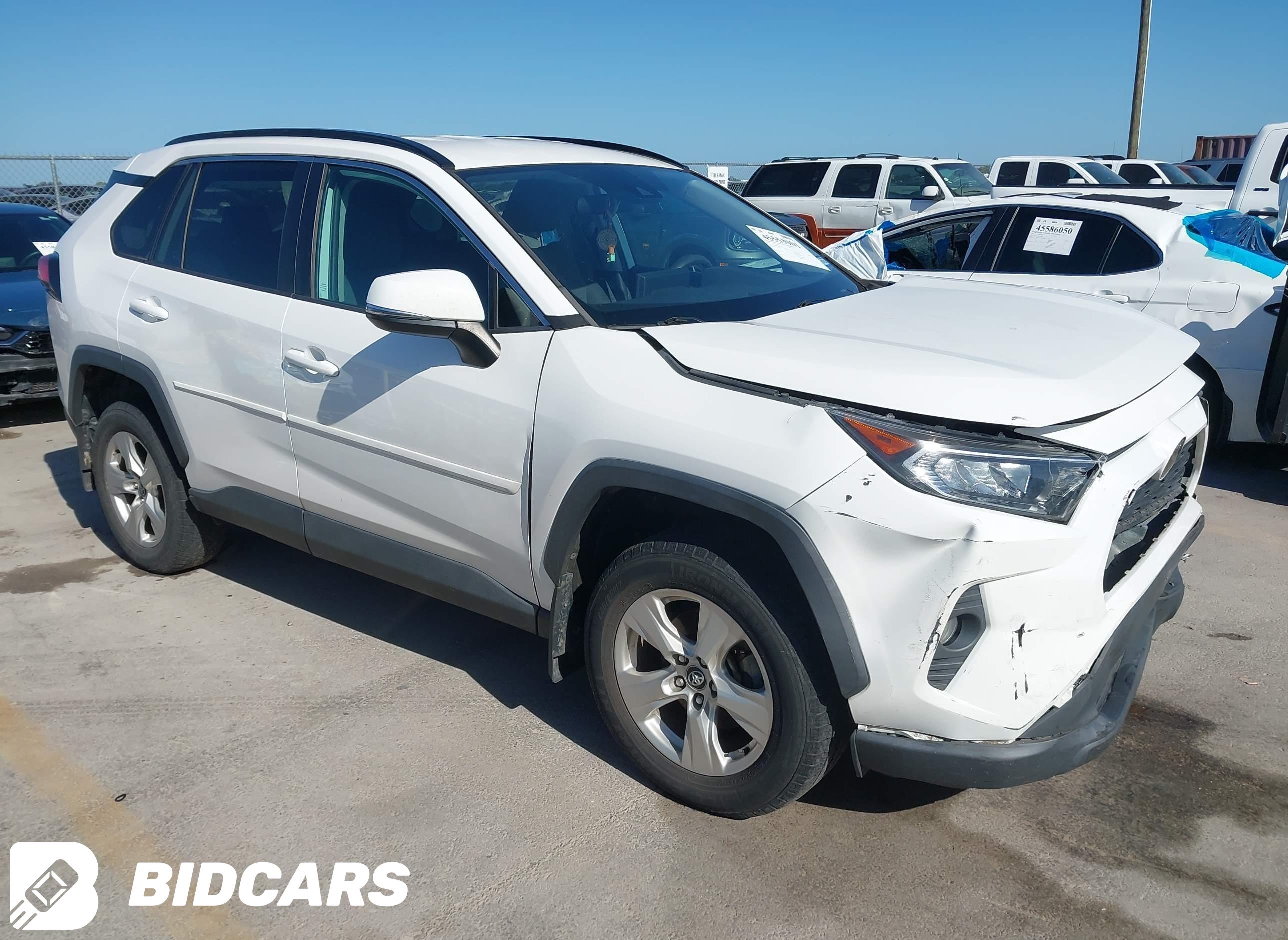 2020 Toyota RAV4, Xle