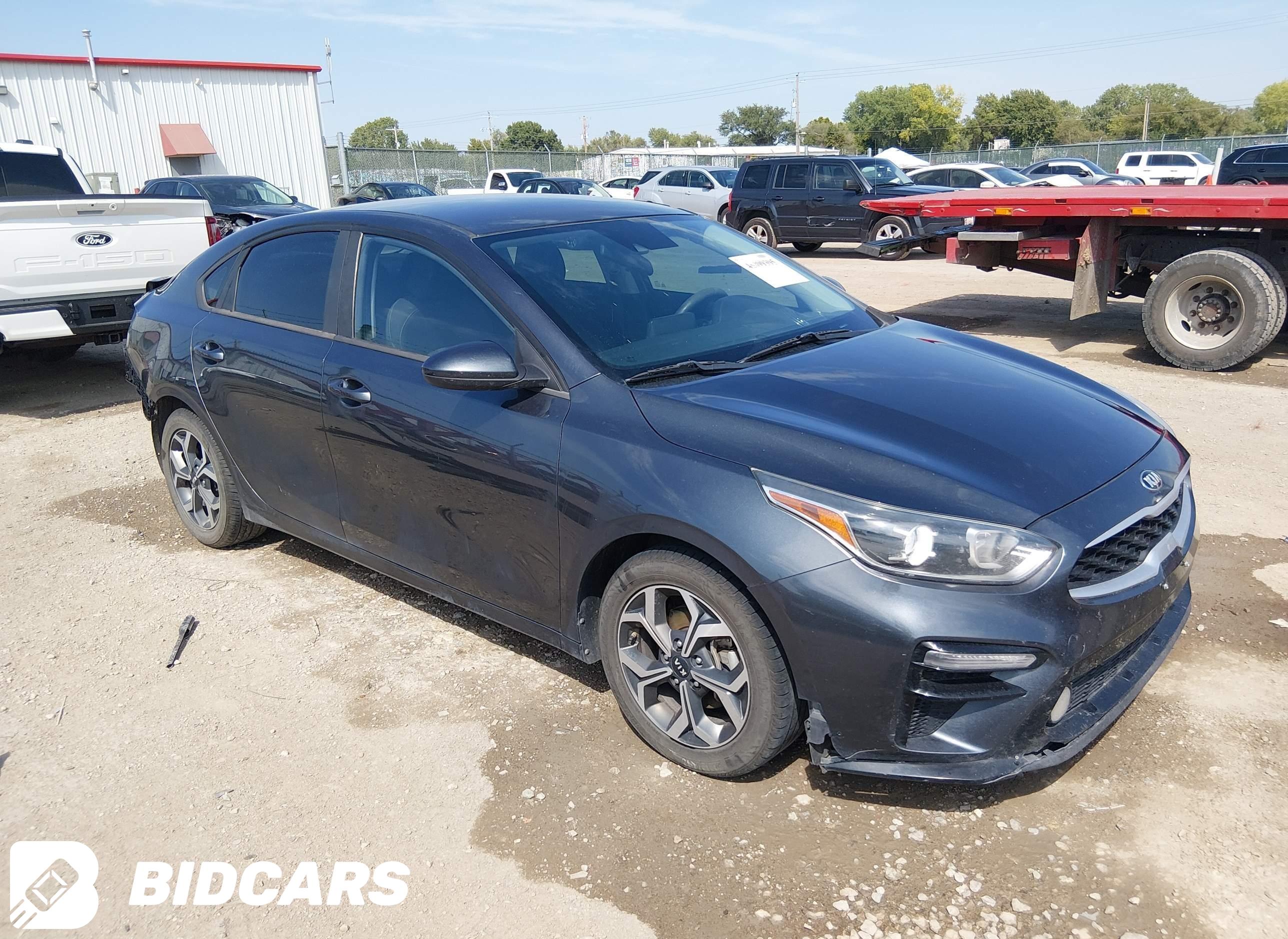 2019 KIA Forte, Lxs