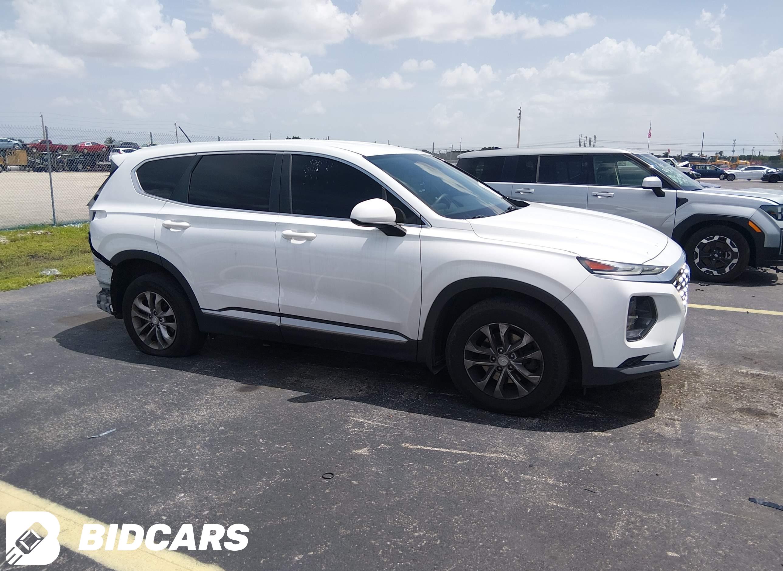 2020 Hyundai Santa Fe, SE