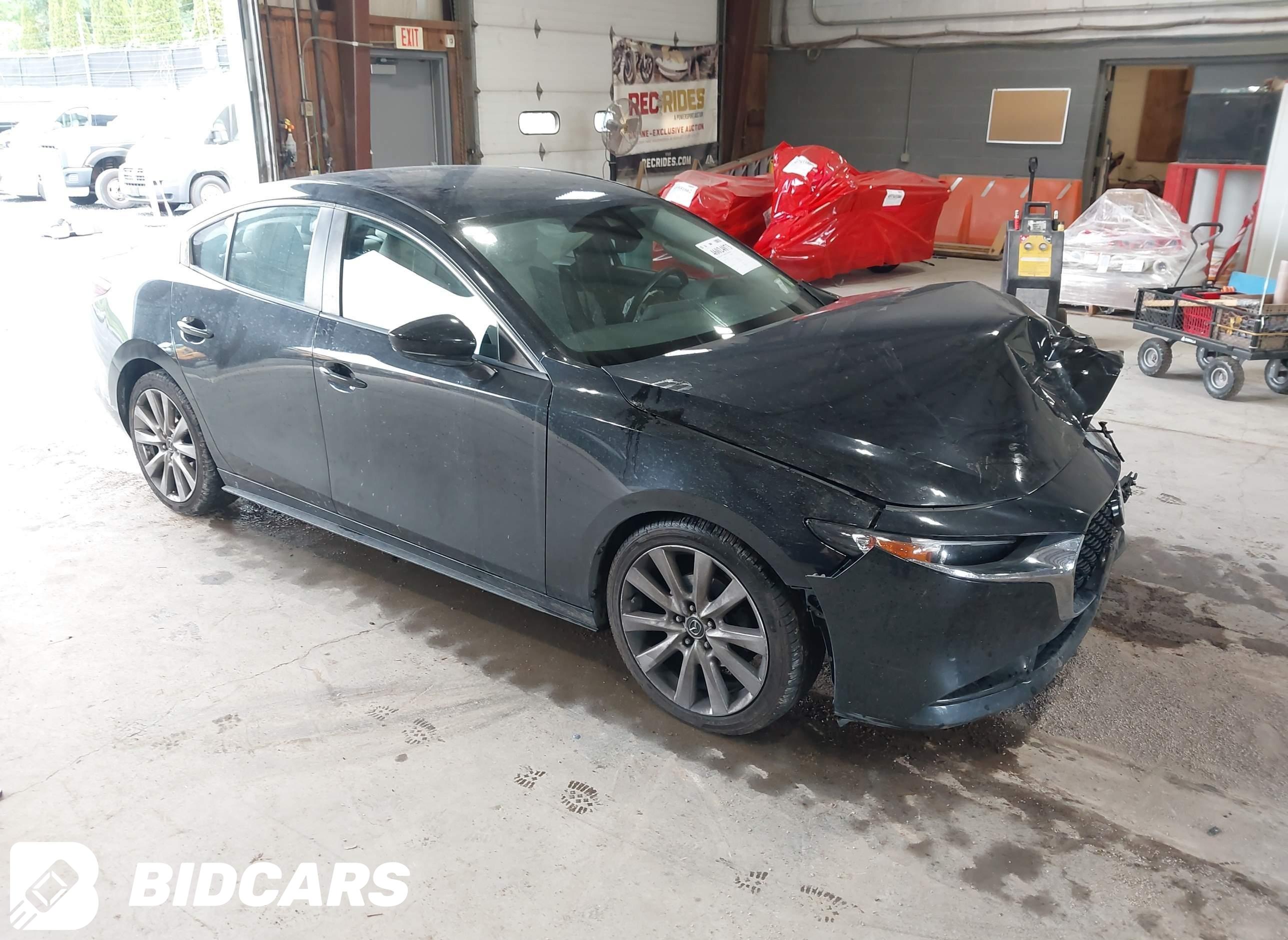 2019 Mazda 3, Select Package