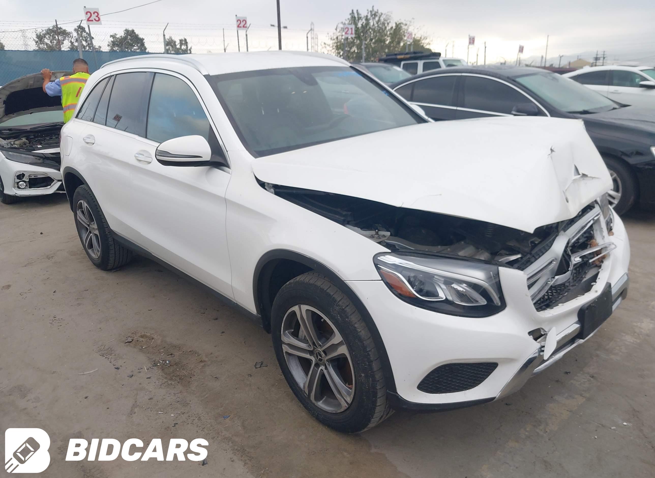2019 Mercedes-Benz GLC 350E,...