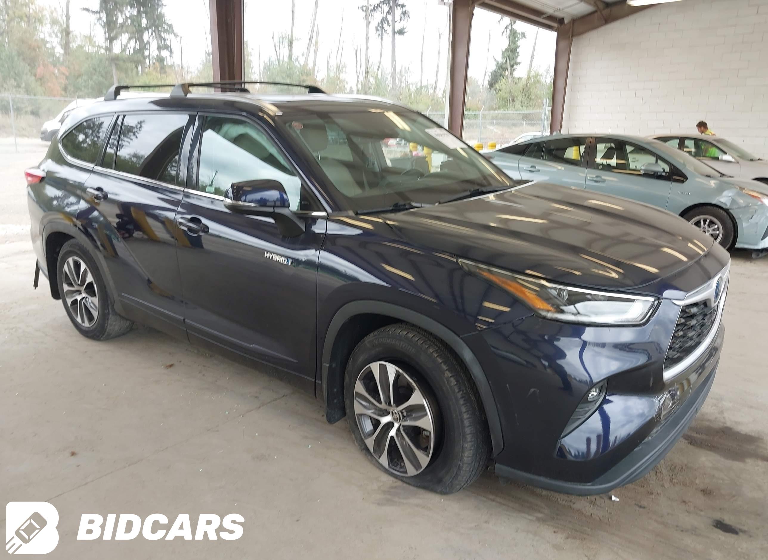 2021 Toyota Highlander, Hybri...