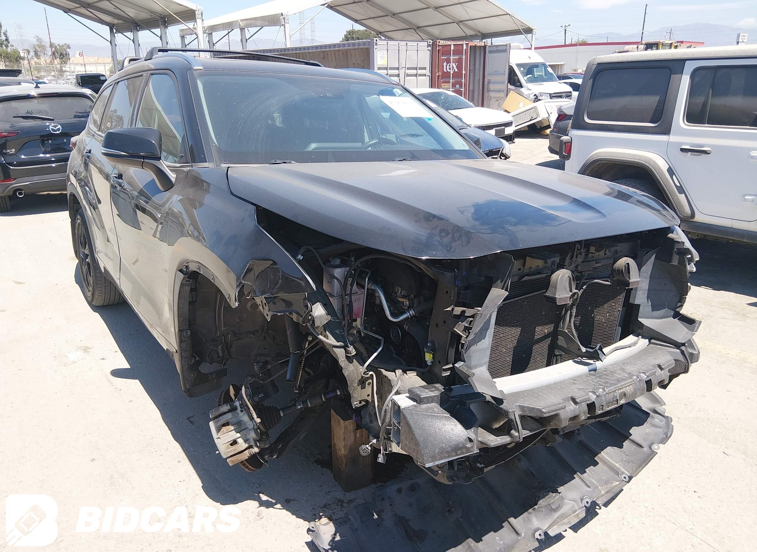 2021 Toyota Highlander, Xle
