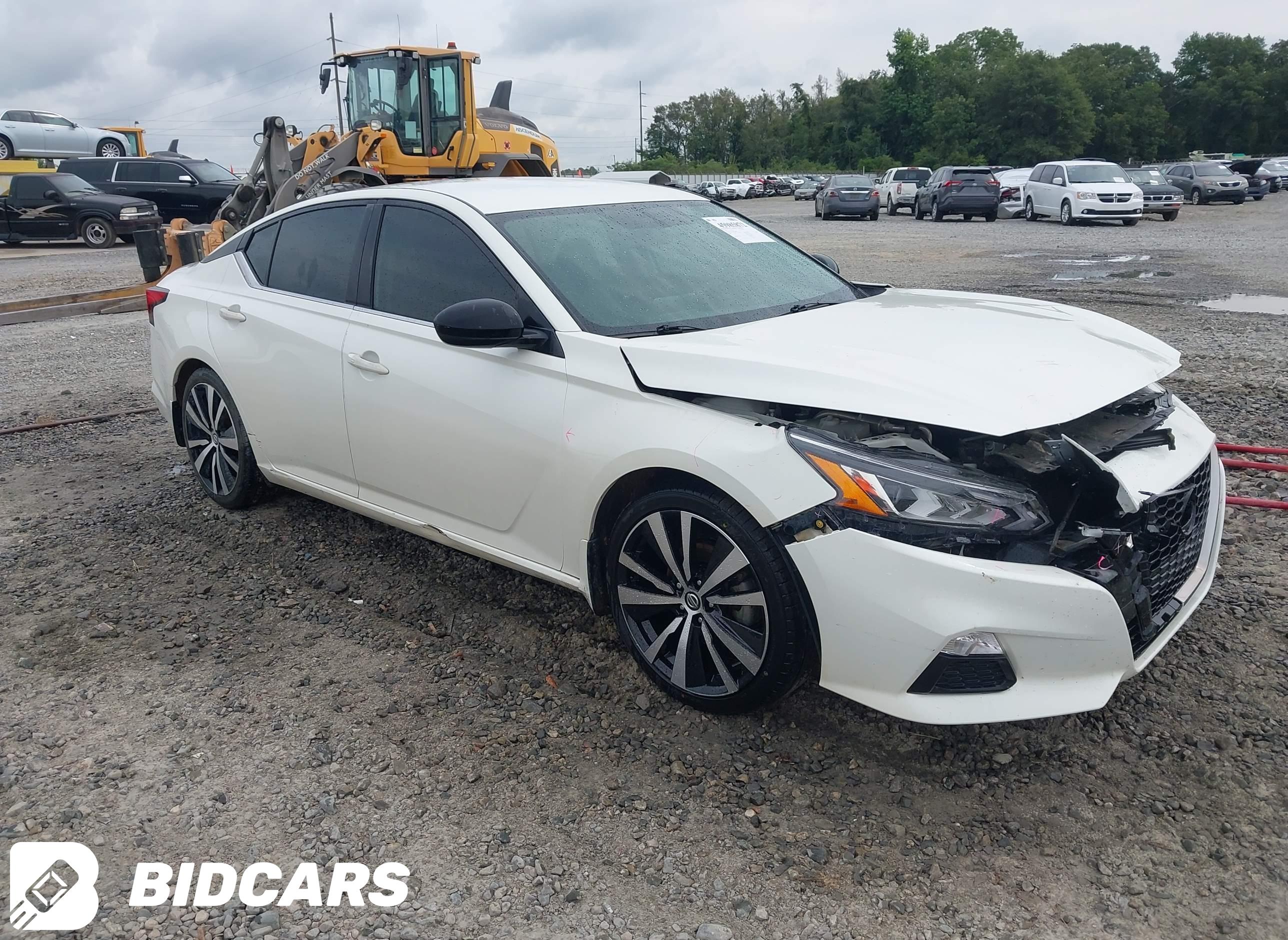 2019 Nissan Altima, 2.5 SR