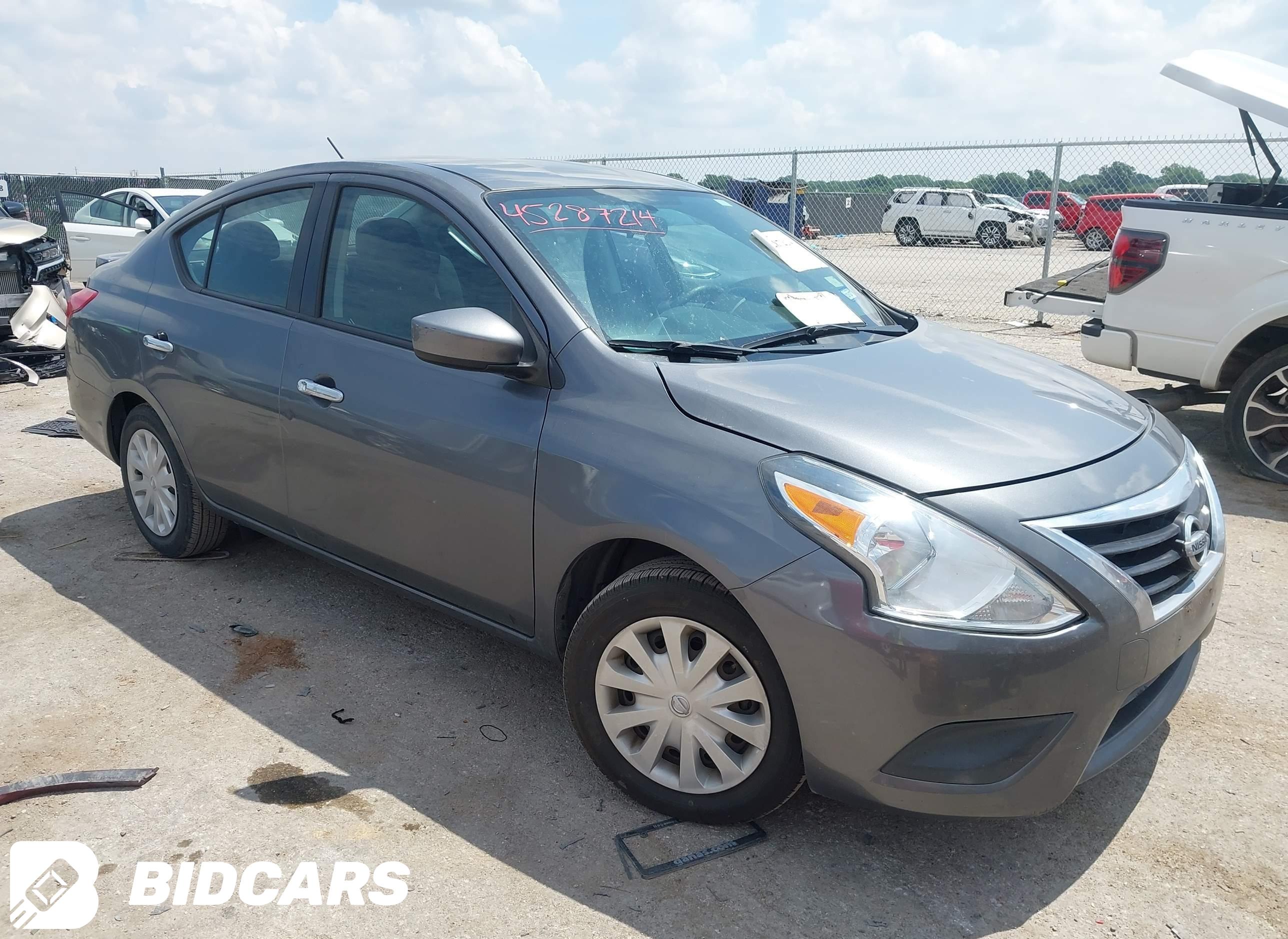 2018 Nissan Versa, 1.6 SV