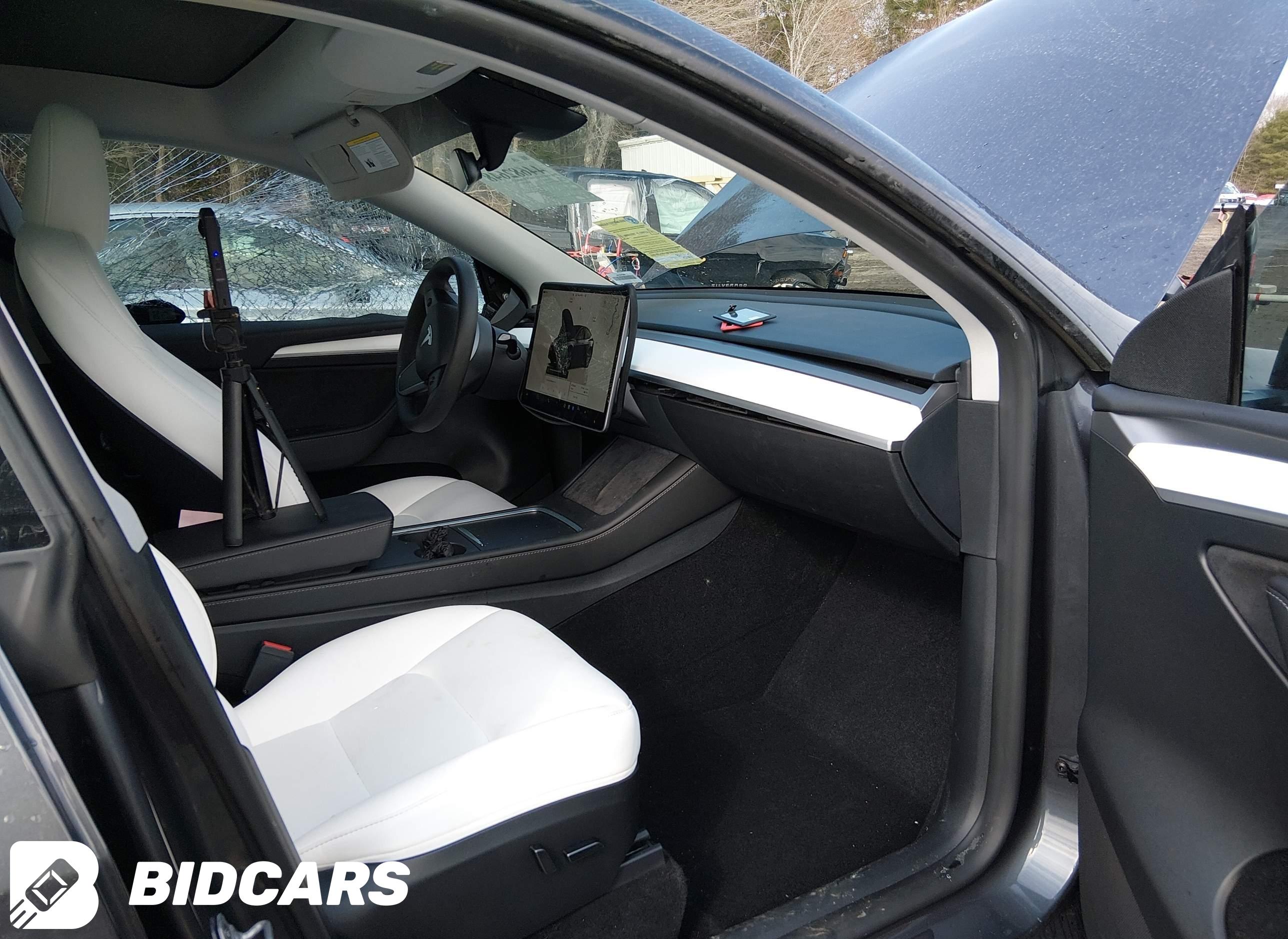 2023 Tesla Model Y, Awd/Long...