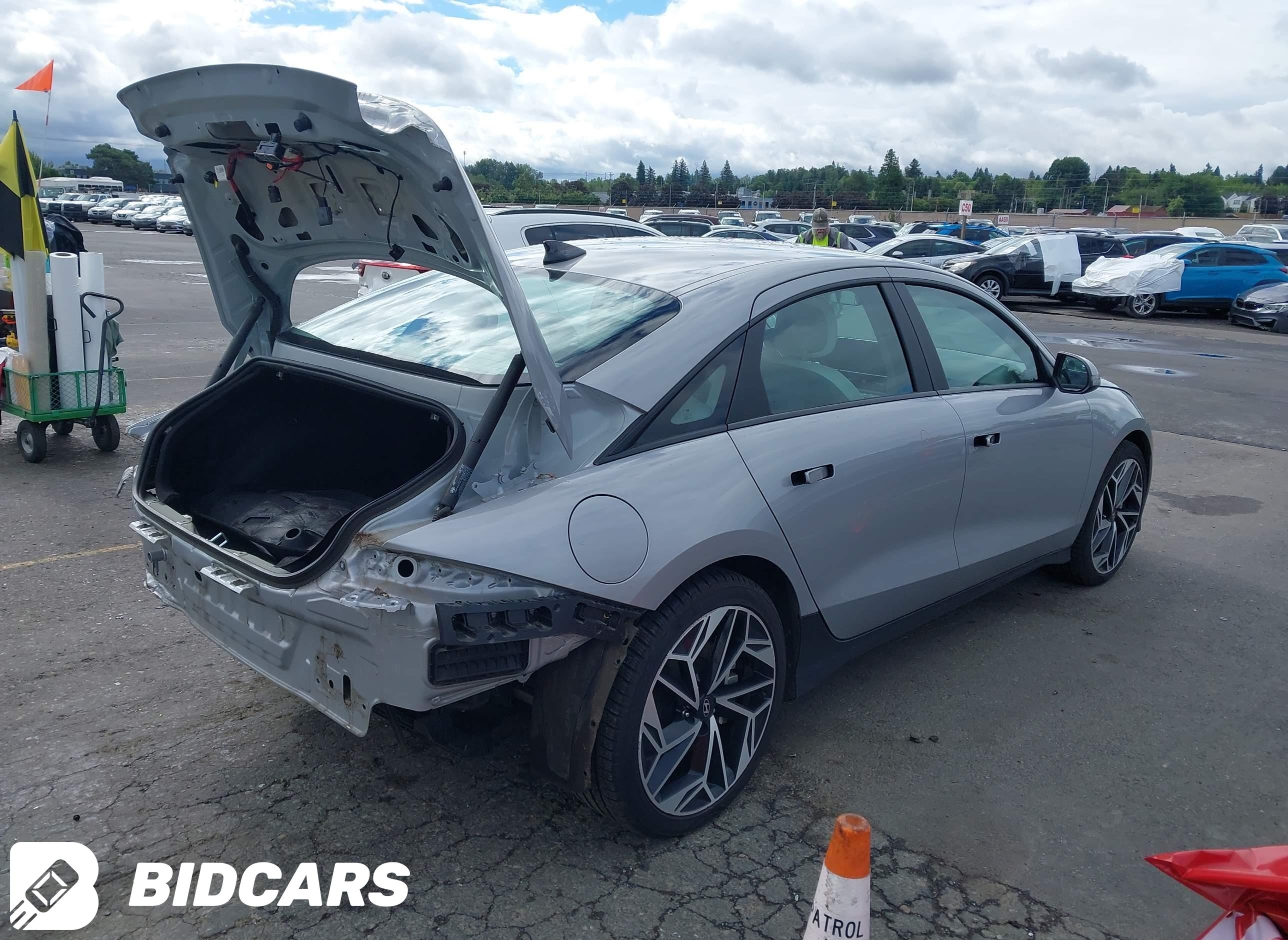 2023 Hyundai Ioniq 6, Sel