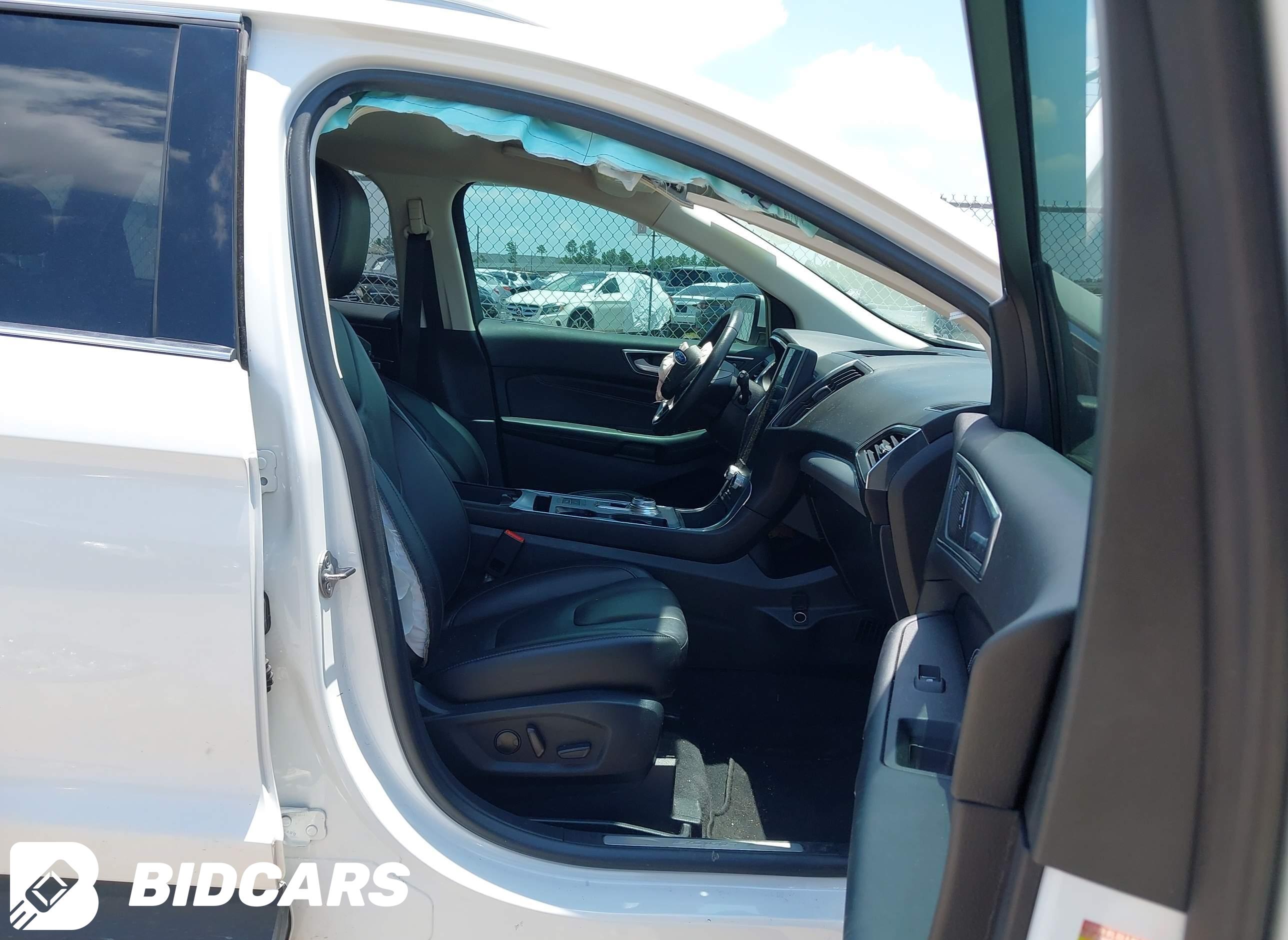2021 Ford Edge, Titanium