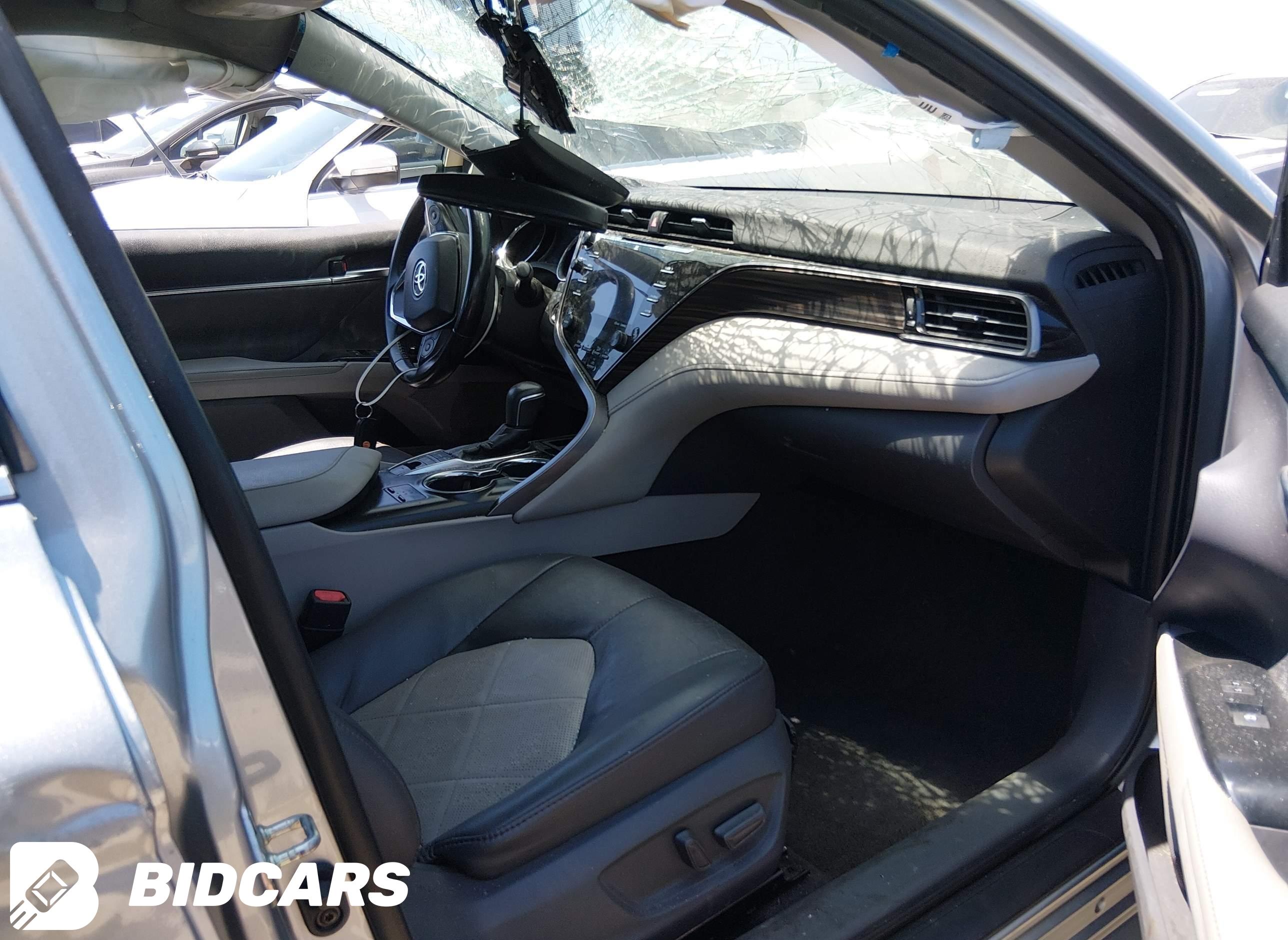 2019 Toyota Camry, Xle