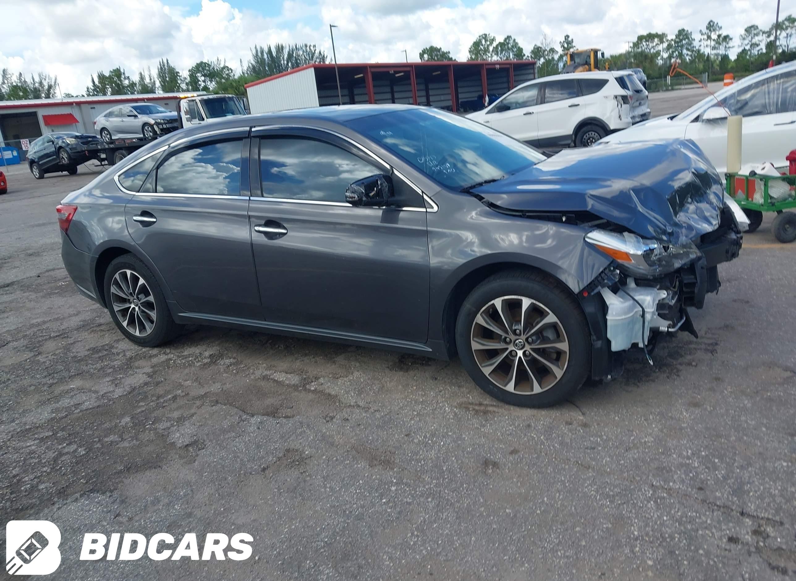 2016 Toyota Avalon, Xle Premium