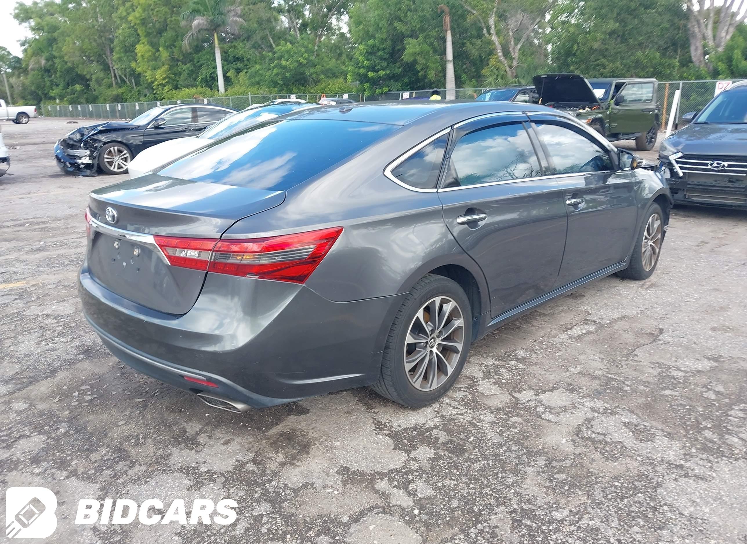 2016 Toyota Avalon, Xle Premium