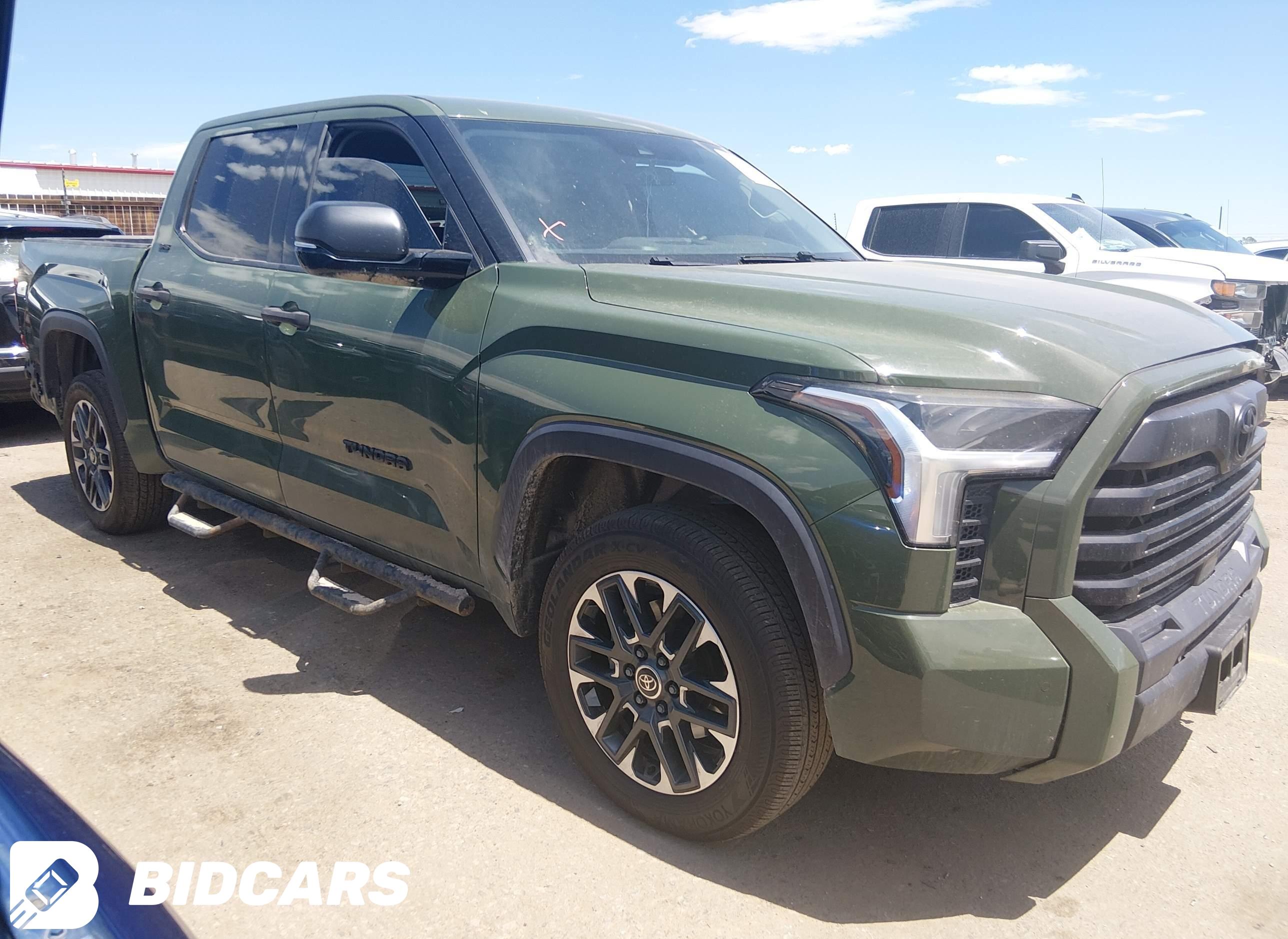 2022 Toyota Tundra, SR5