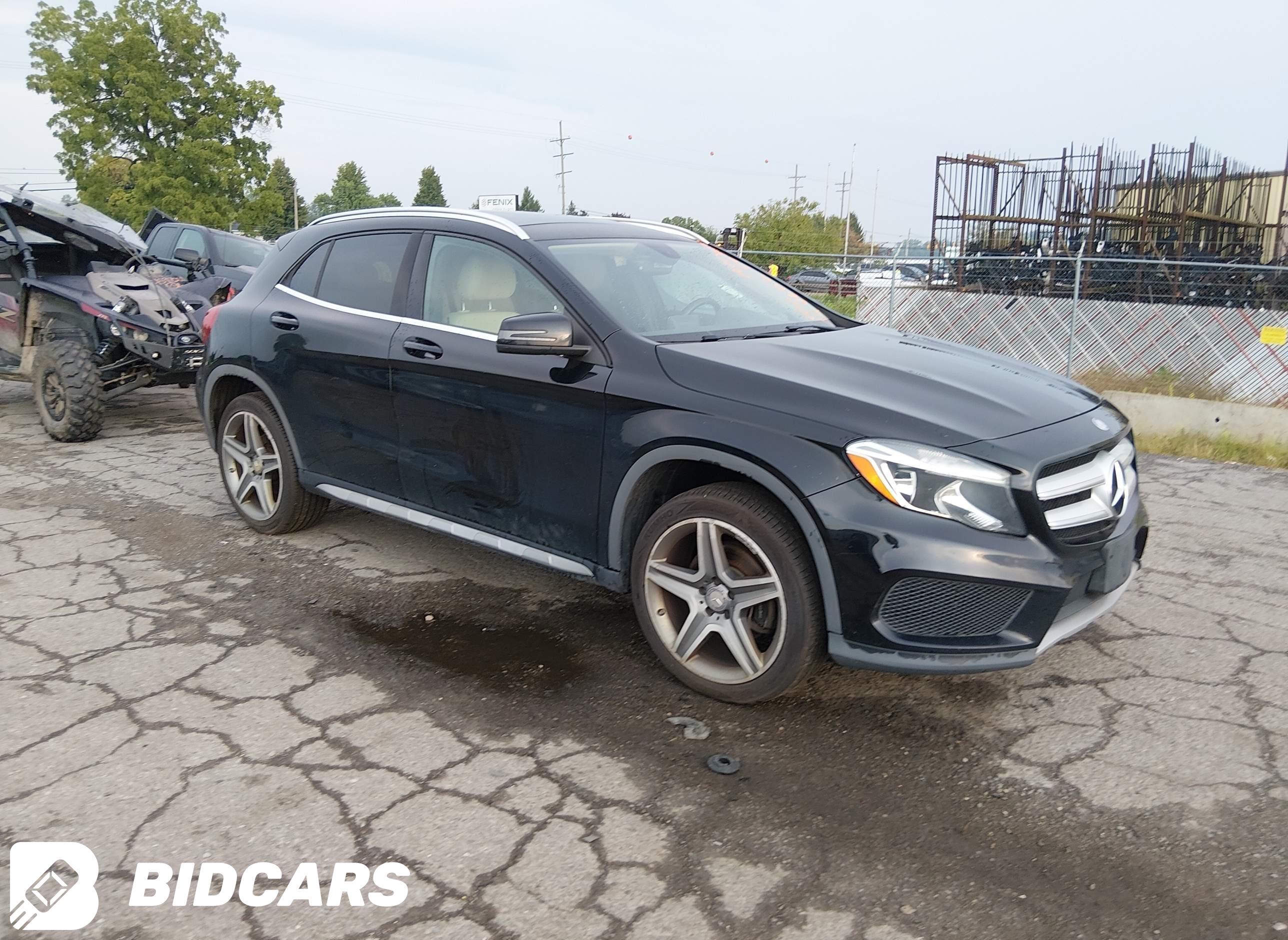 2015 Mercedes-Benz GLA 250, 4...